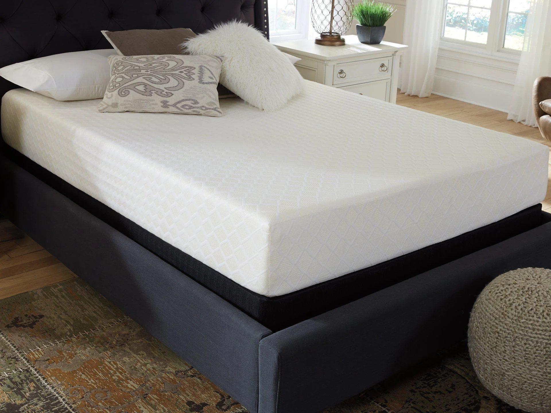10 Inch Chime Memory Foam Mattress in a Box - Image 2