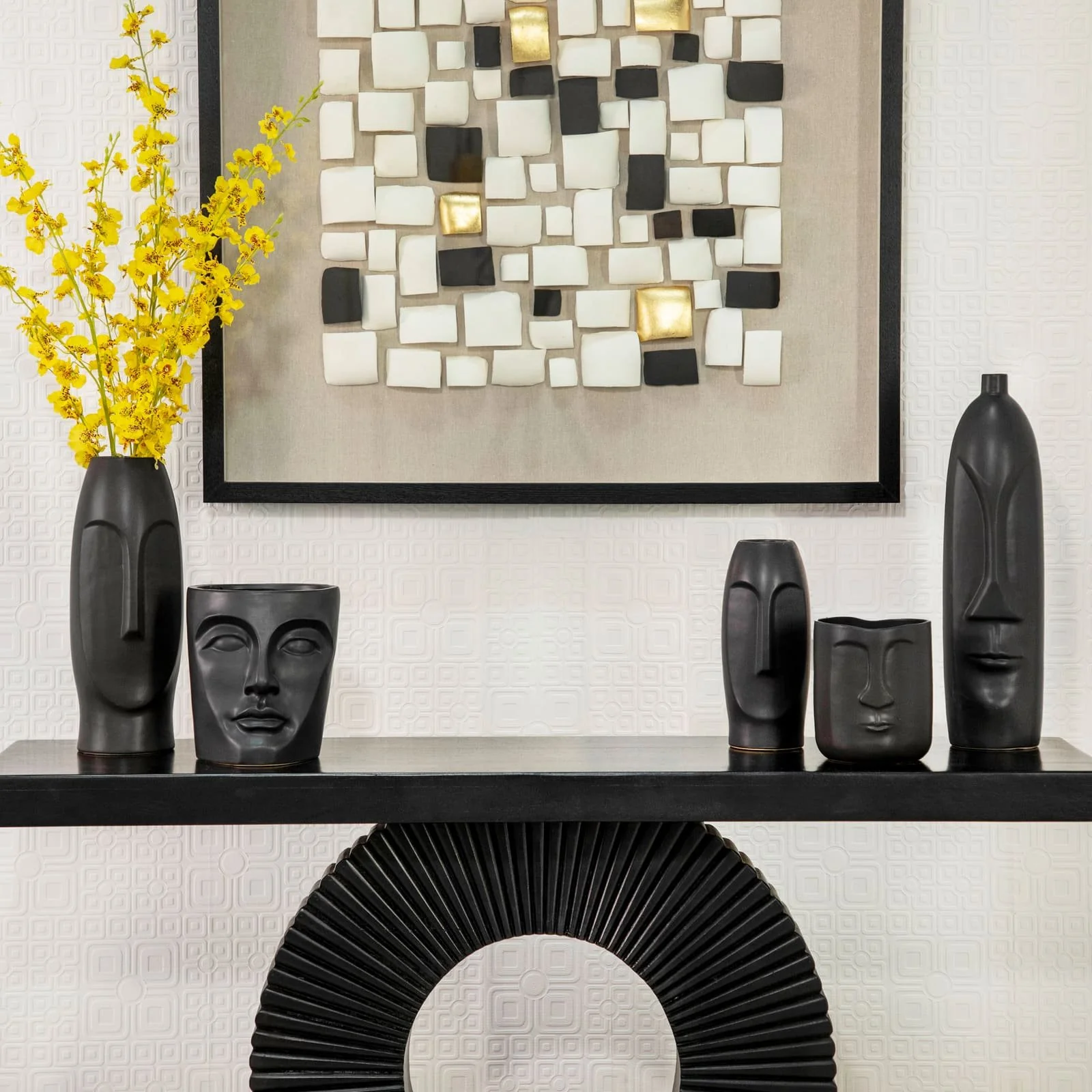14"h Face Vase, Black - Image 10