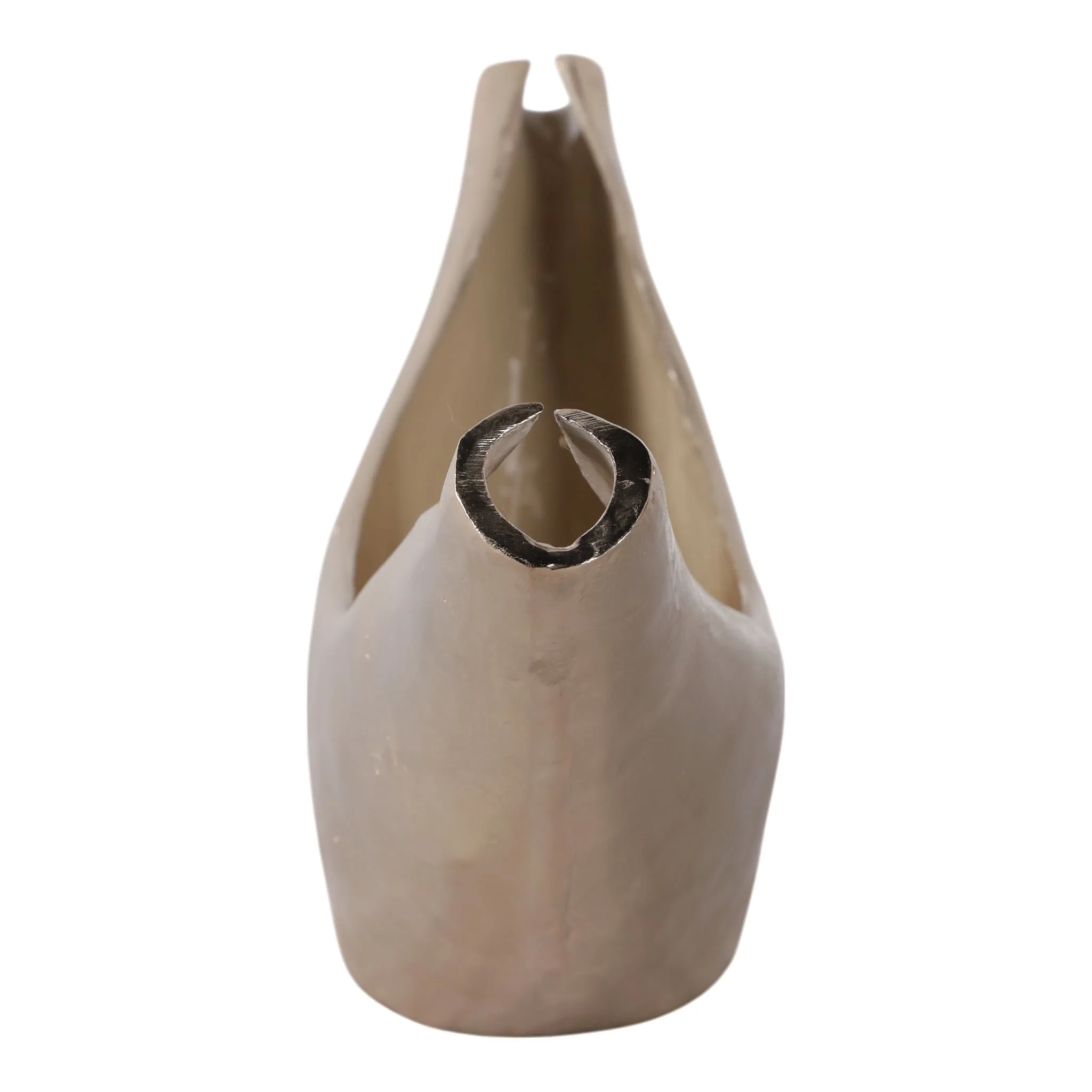 20x8" V-shaped Metal Bowl, Gold/tan - Image 3