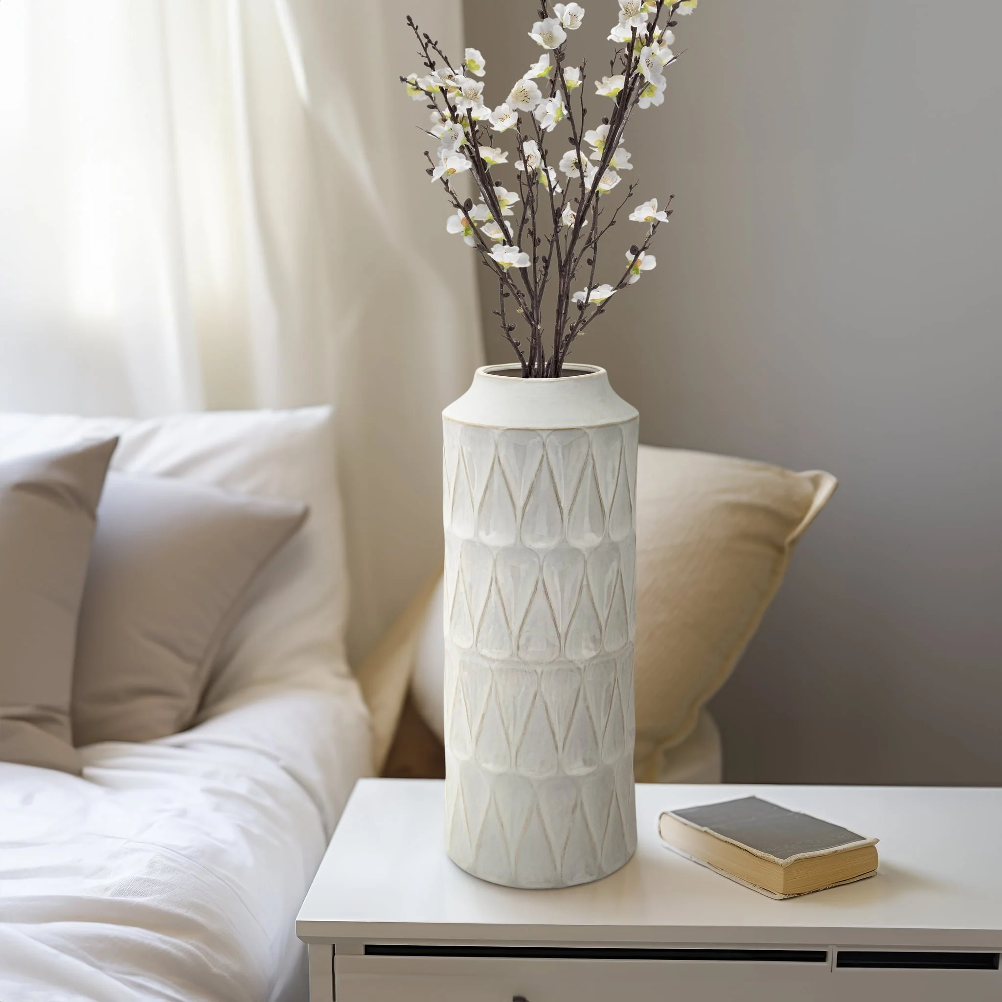 22"h Teardrop Vase, White - Image 10