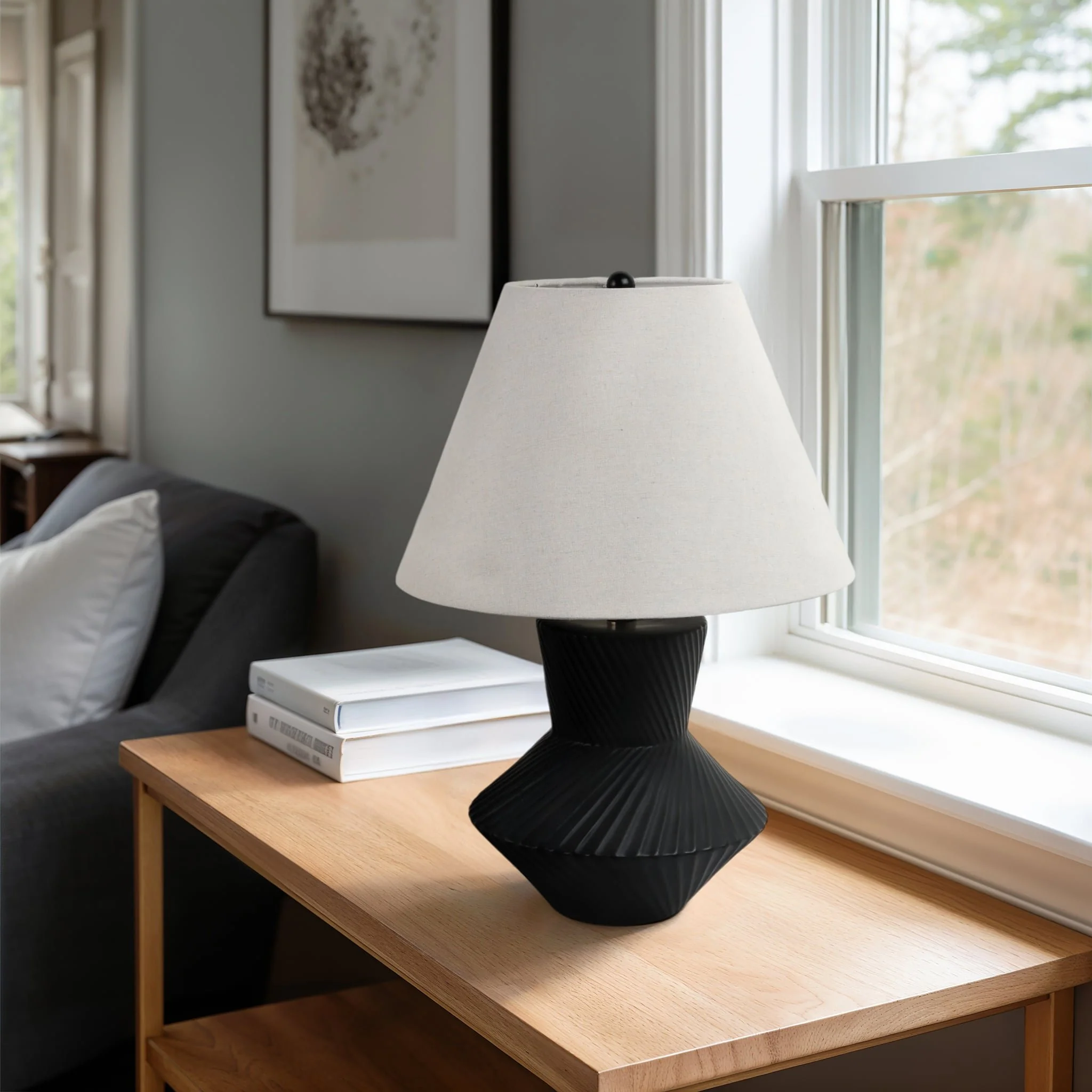 23" Ribbed Totem Table Lamp, Black/white - Image 7