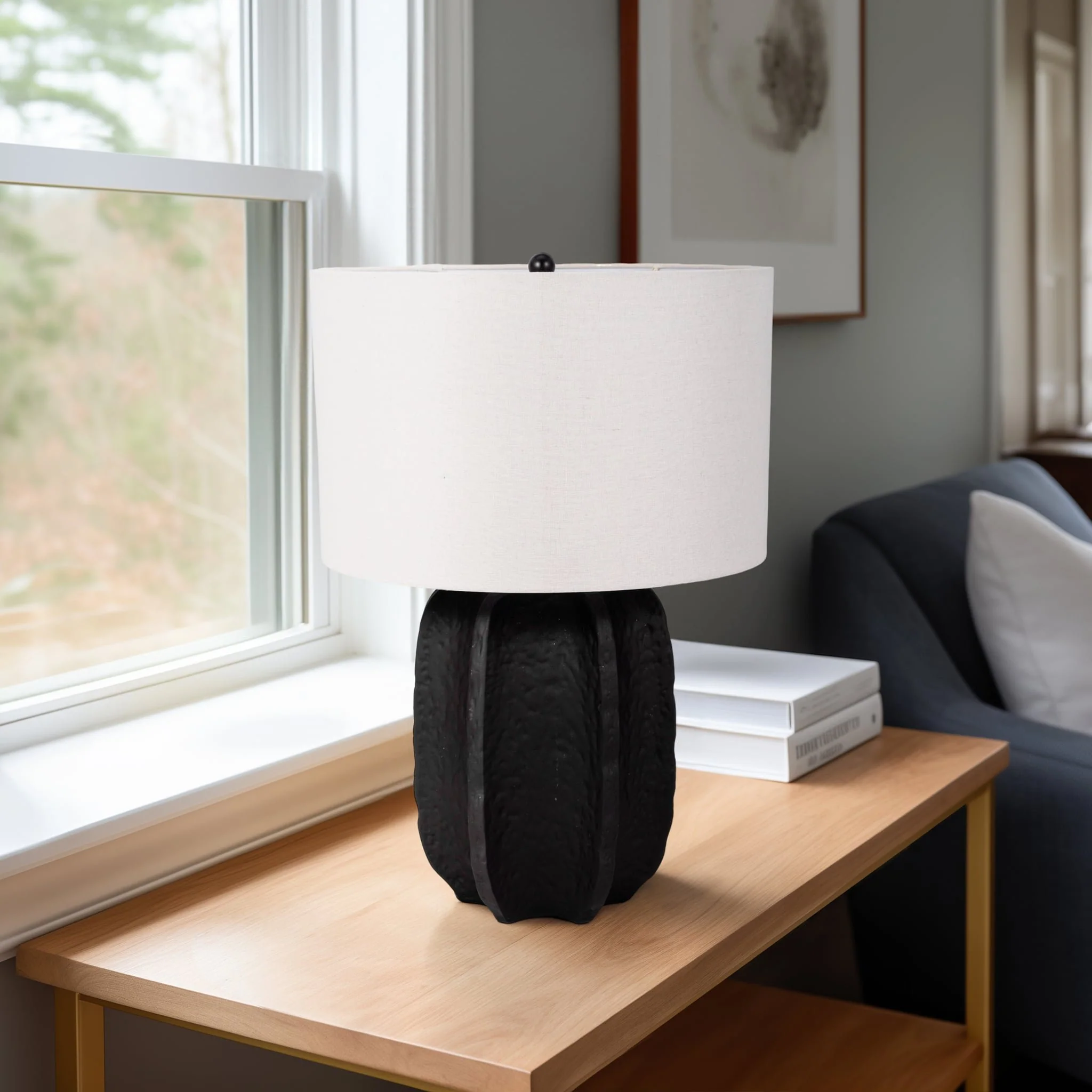 24" Textured Jagged Table Lamp, Black/white - Image 8