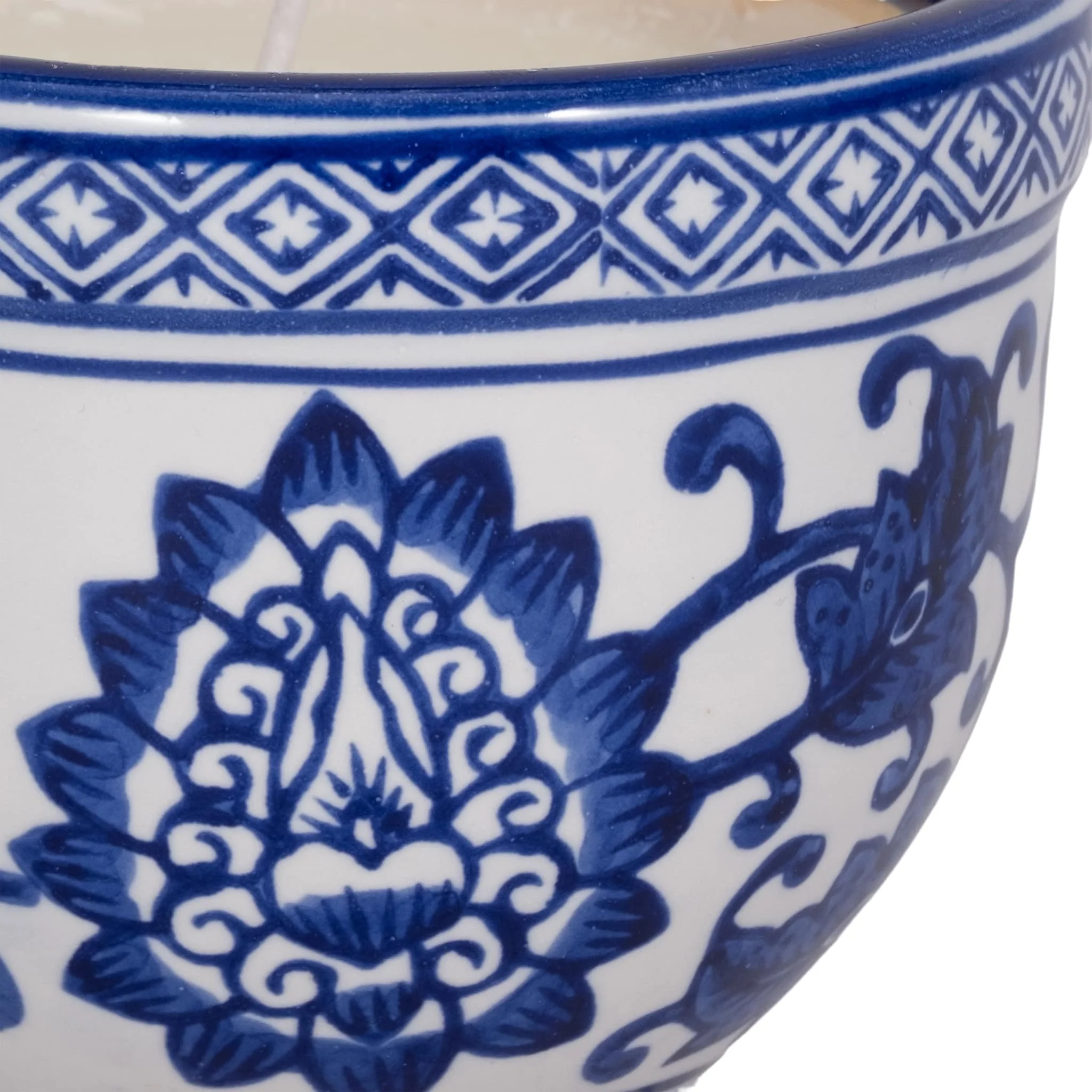 4", 6oz Bowl Chinoiserie Candle, Blue/white - Image 5