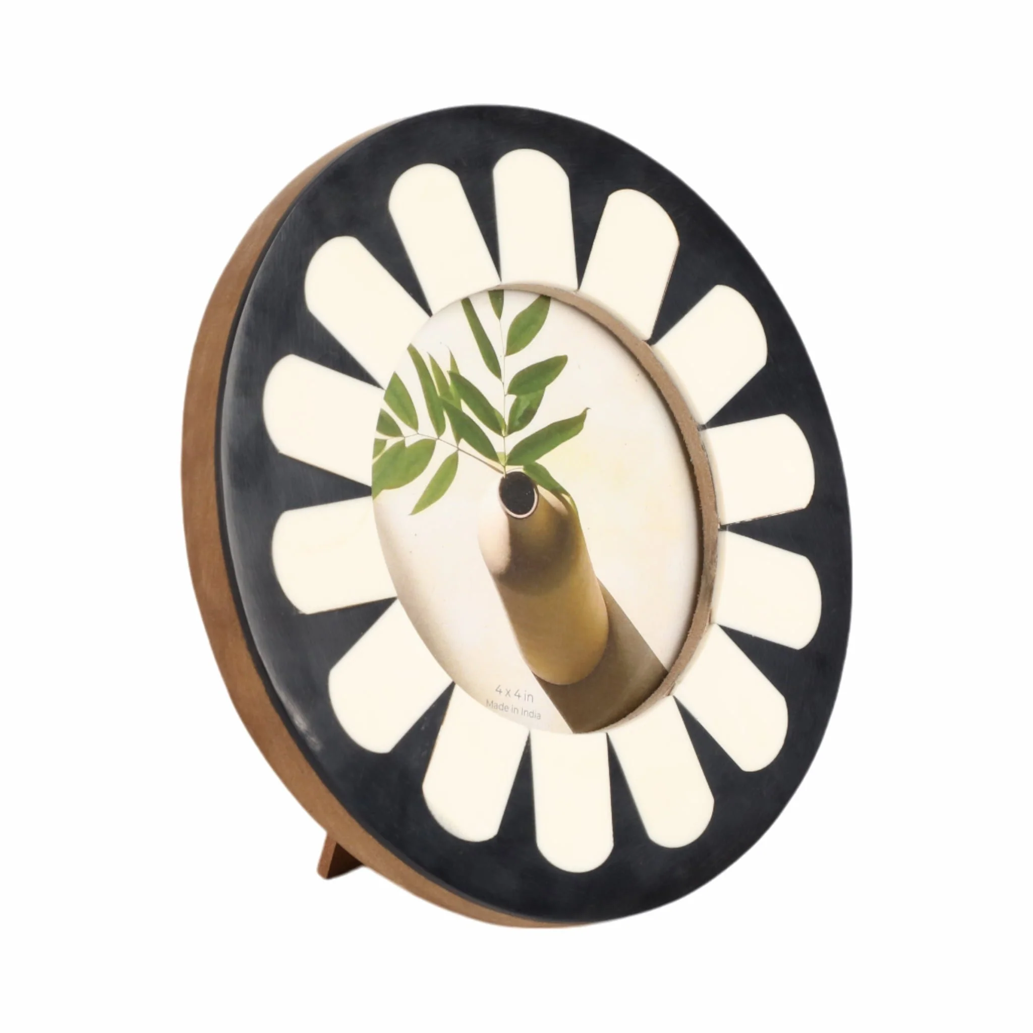 4x4 Round Petal Resin Photo Frame, Black/ivory - Image 2