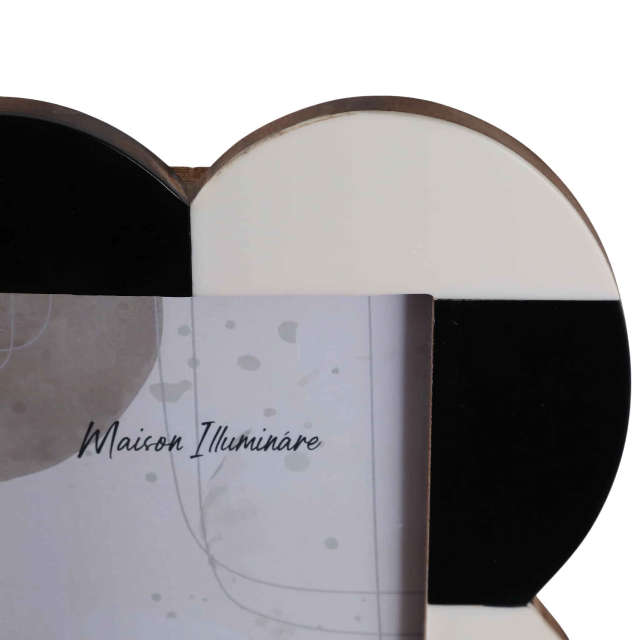 4x6 Large Scallop Photo Frame, Black/white - Image 6