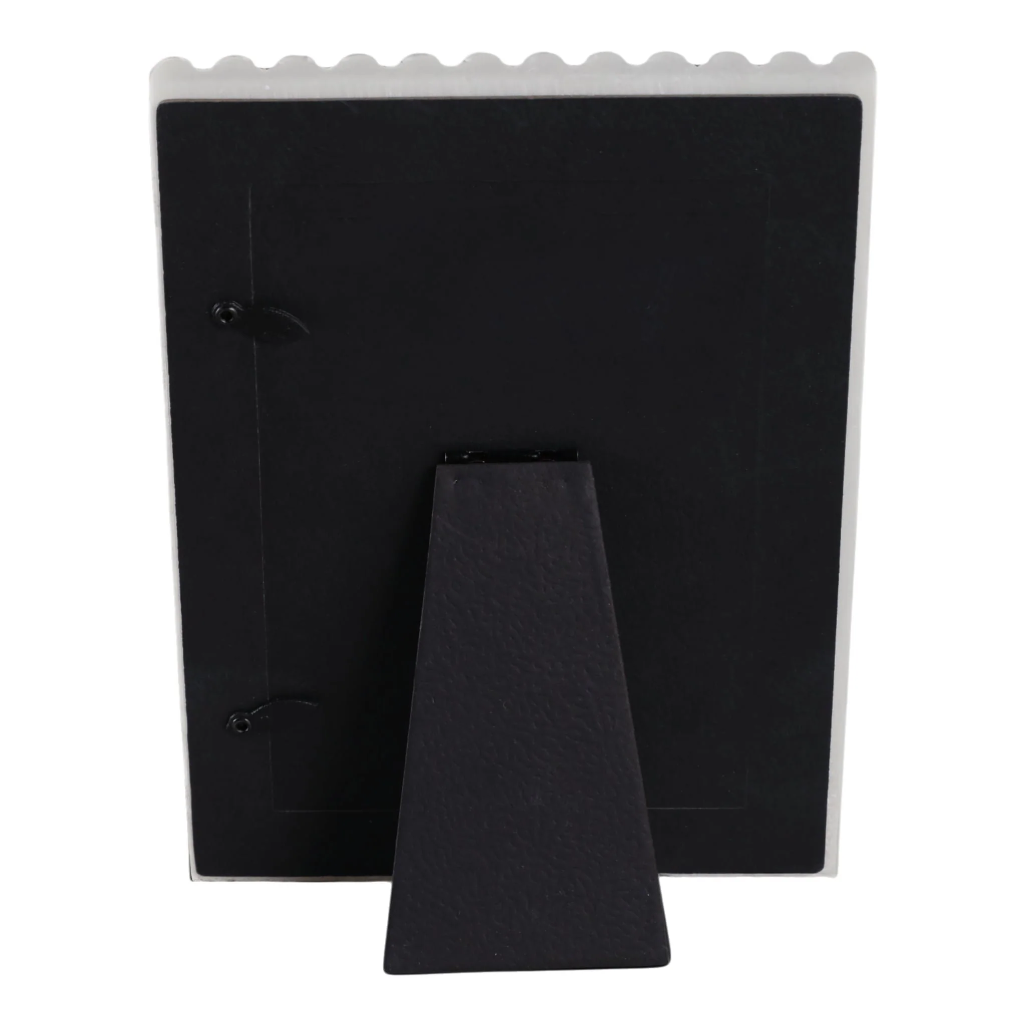 4x6" Ridged Quartz Resin Photo Frame, White - Image 4
