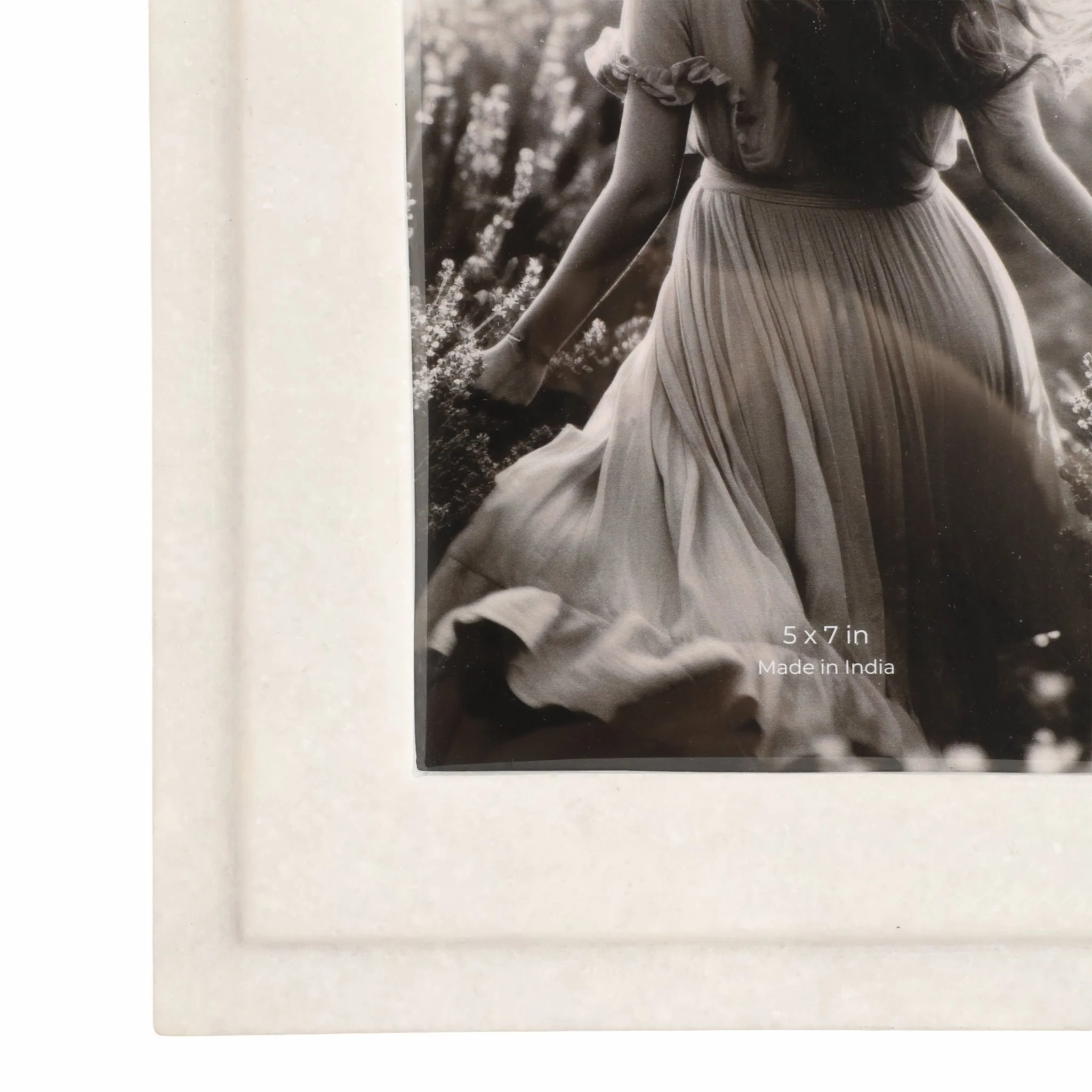 5x7 Marble Border Photo Frame, White - Image 5