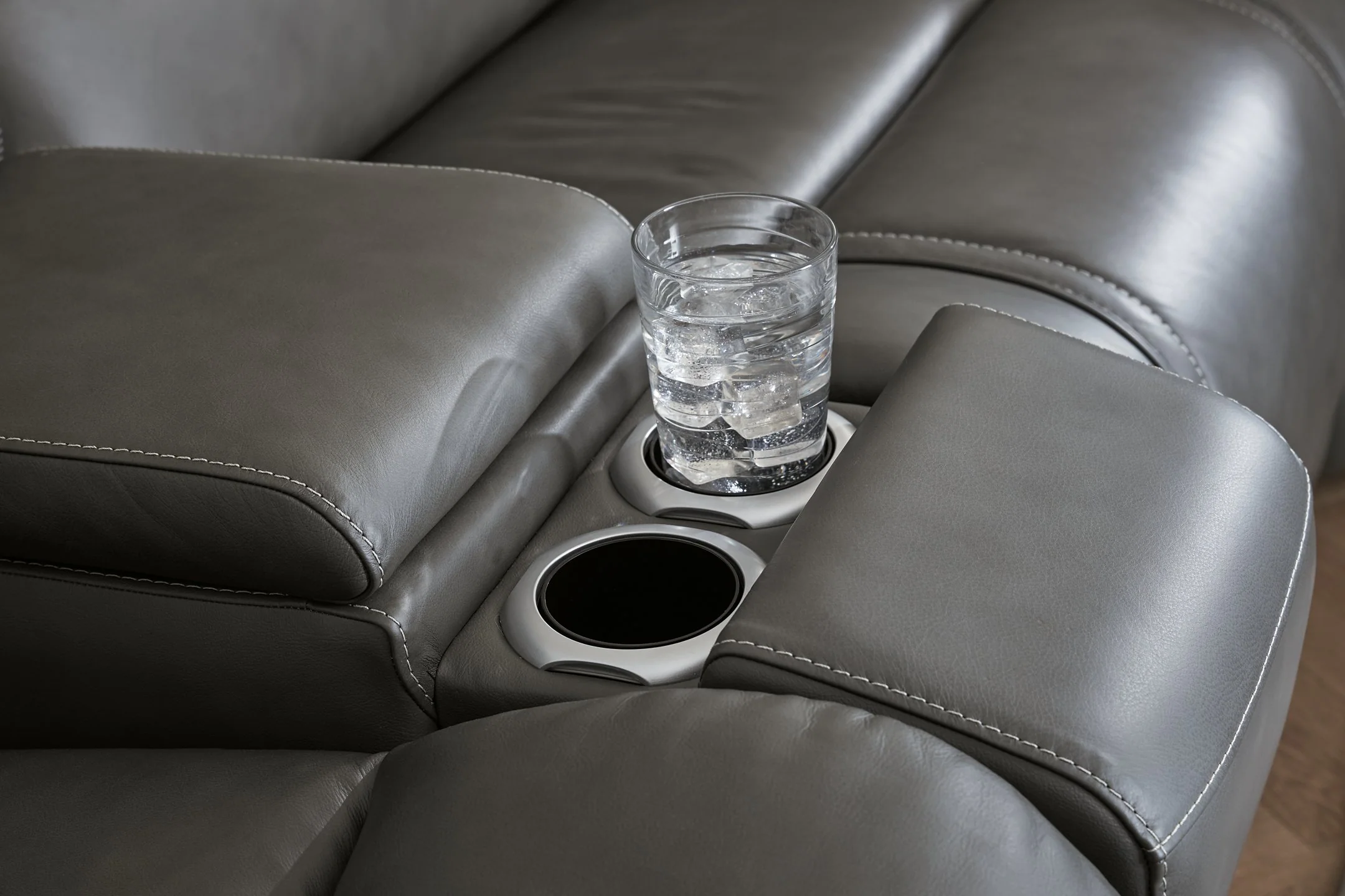 5Z - Pittson Power Reclining Sectional Loveseat with Console - Image 22