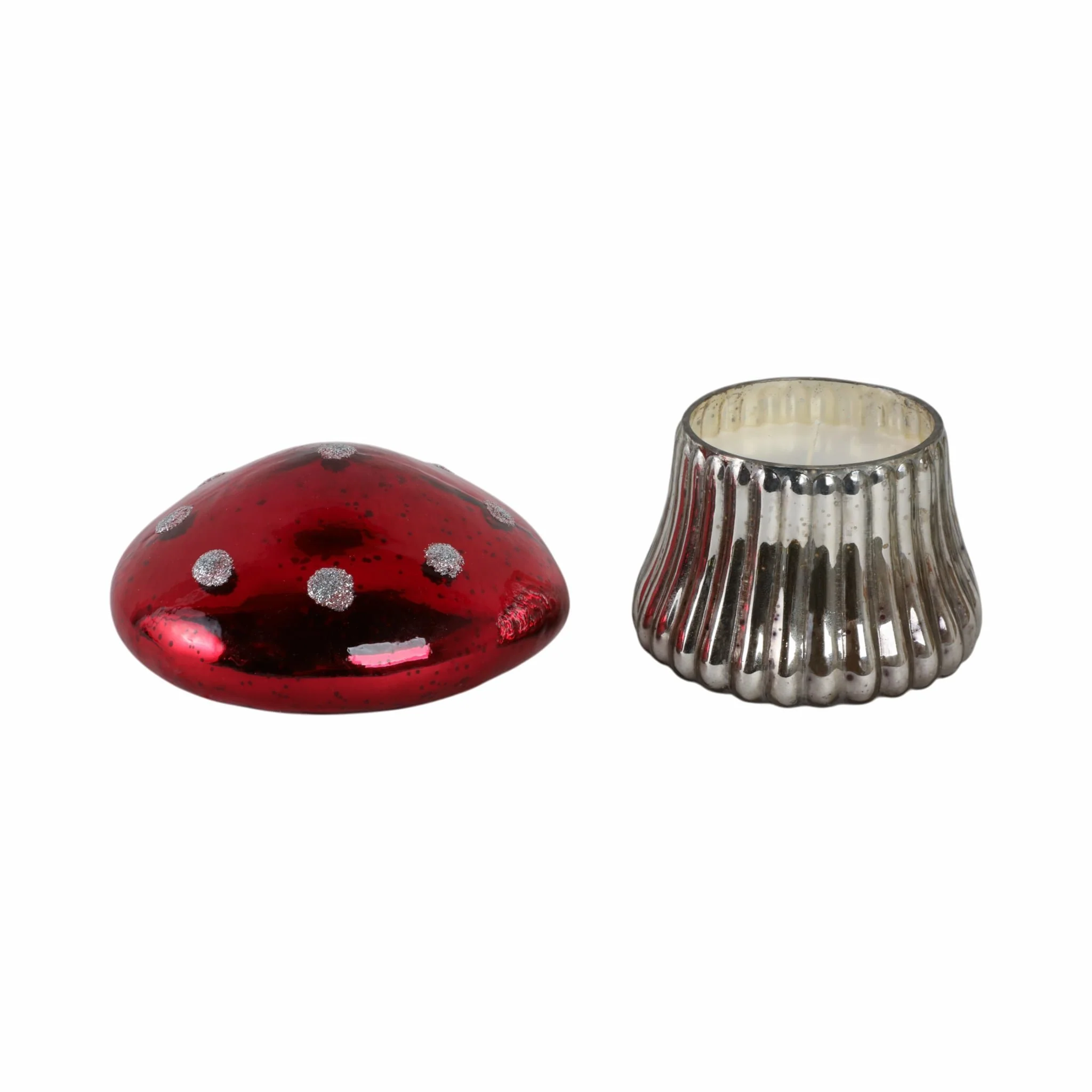 6" 12 Oz Cinnamon Mushroom Candle, Red - Image 3