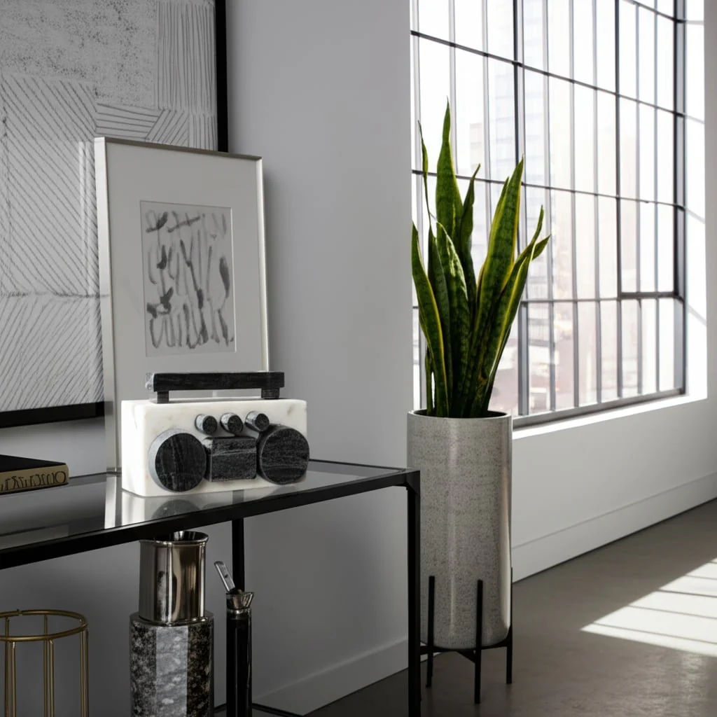 8" Marble Boombox, White/black - Image 10