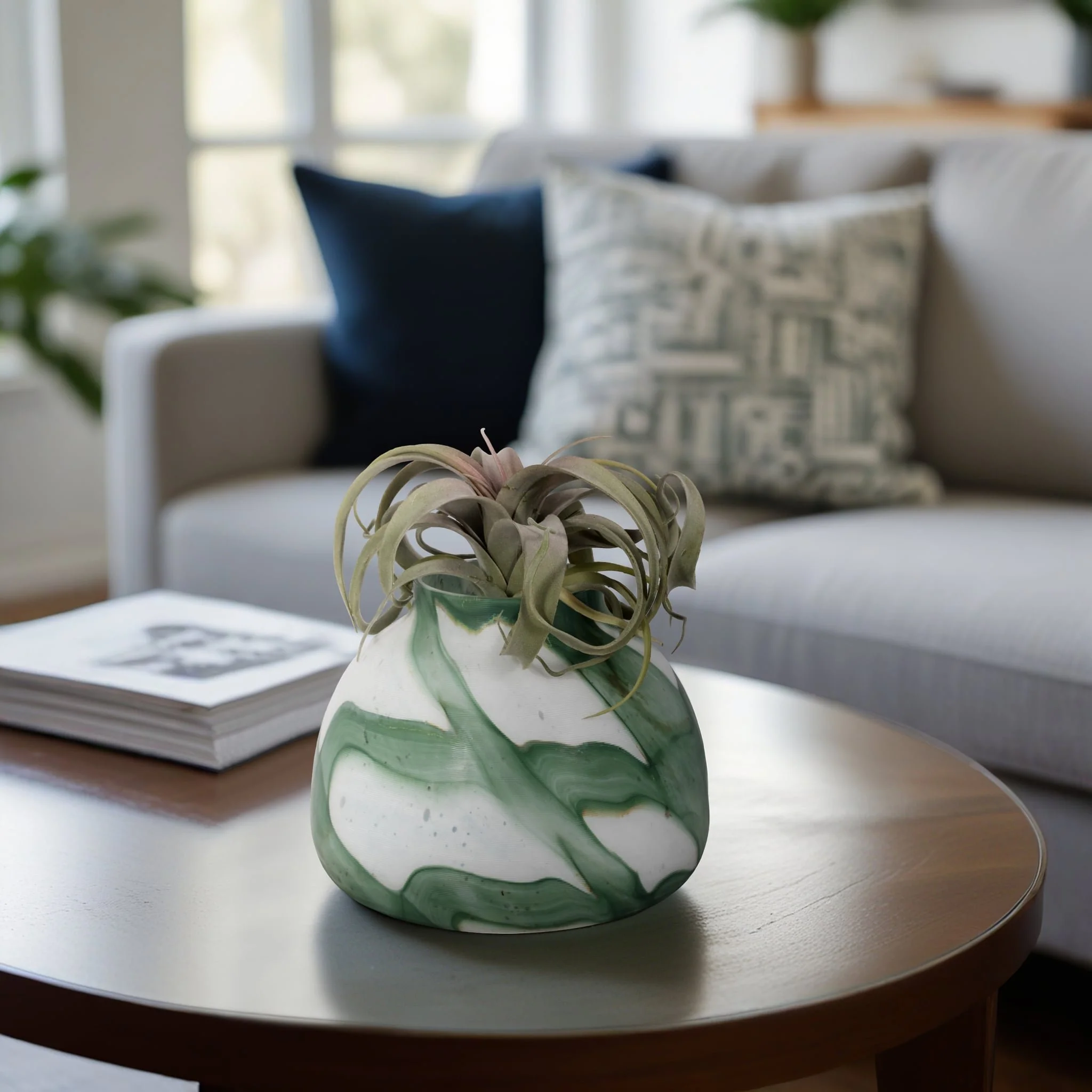 9" Ebb & Flow Vase, Green/clear - Image 10