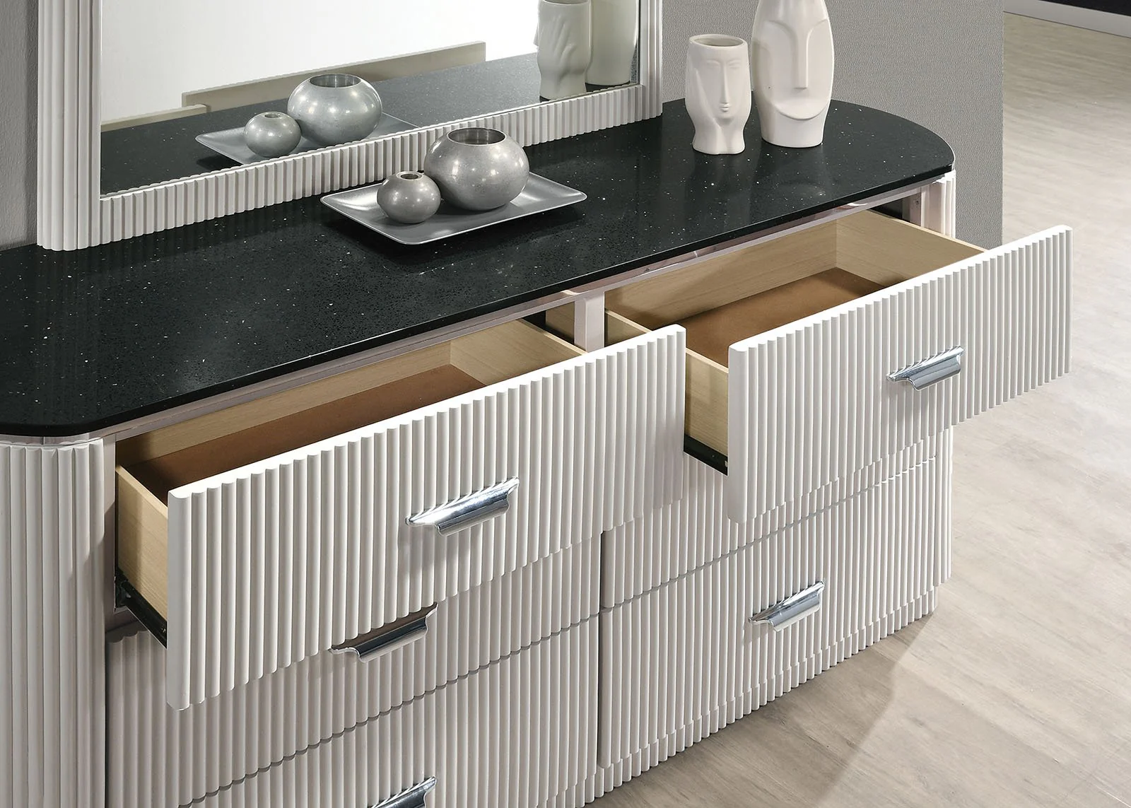 Aldgate 5 Pc. Queen Bedroom Set w/ 2NS - Image 3