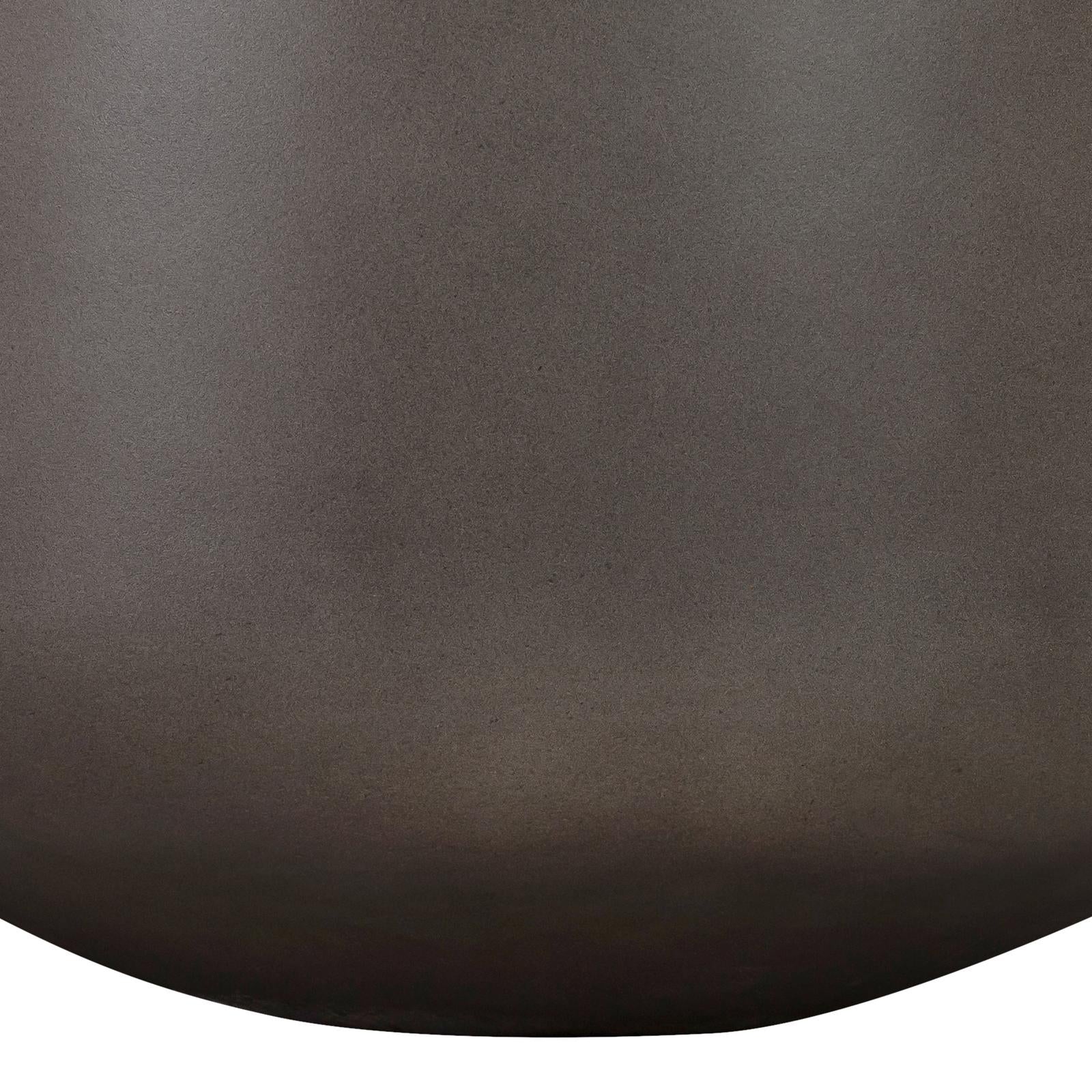 Amethyst Medium Round Lightweight Concrete Indoor or Outdoor Planter in Gray - Image 3