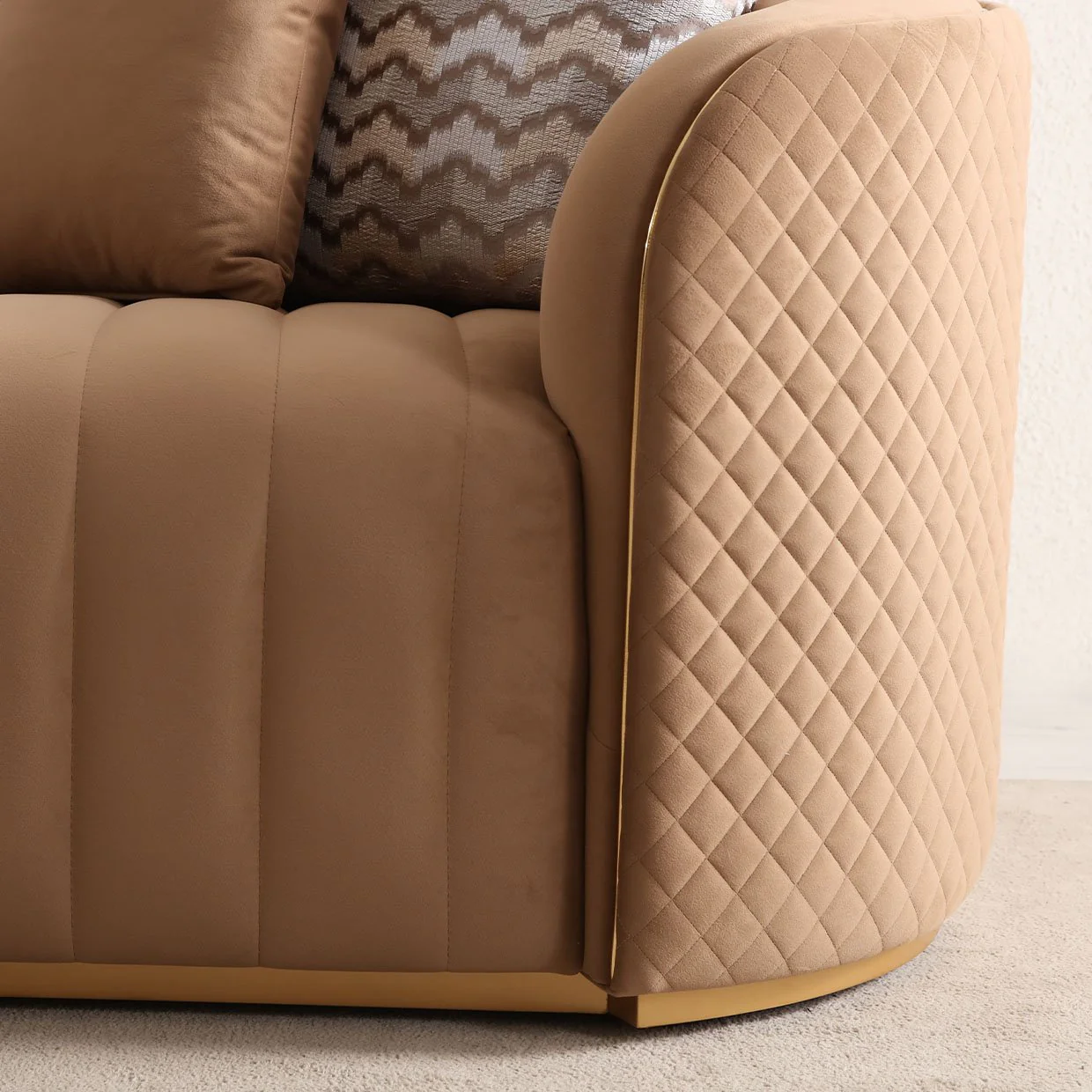 Ariana Velvet Loveseat - Caramel/Gold - Image 7