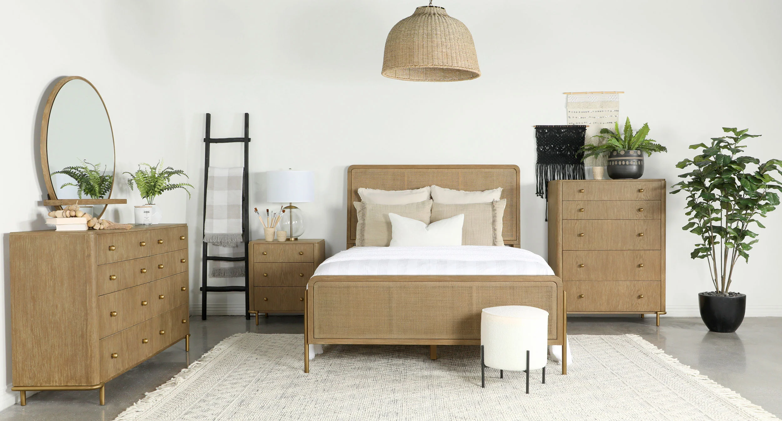 Arini Panel Bed - Image 33
