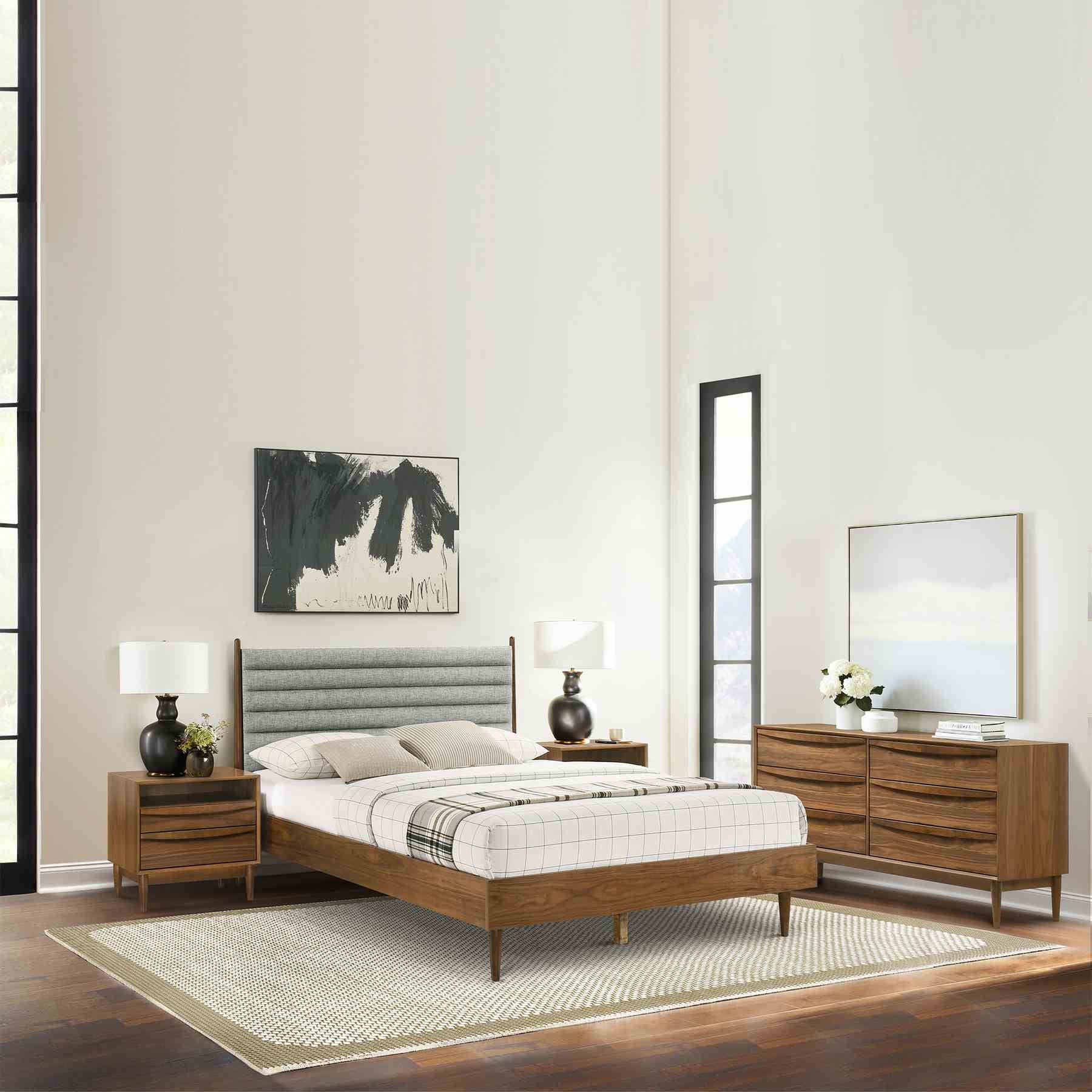 Artemio Queen 4 Piece Wood Bedroom Set in Walnut Finish - Image 13