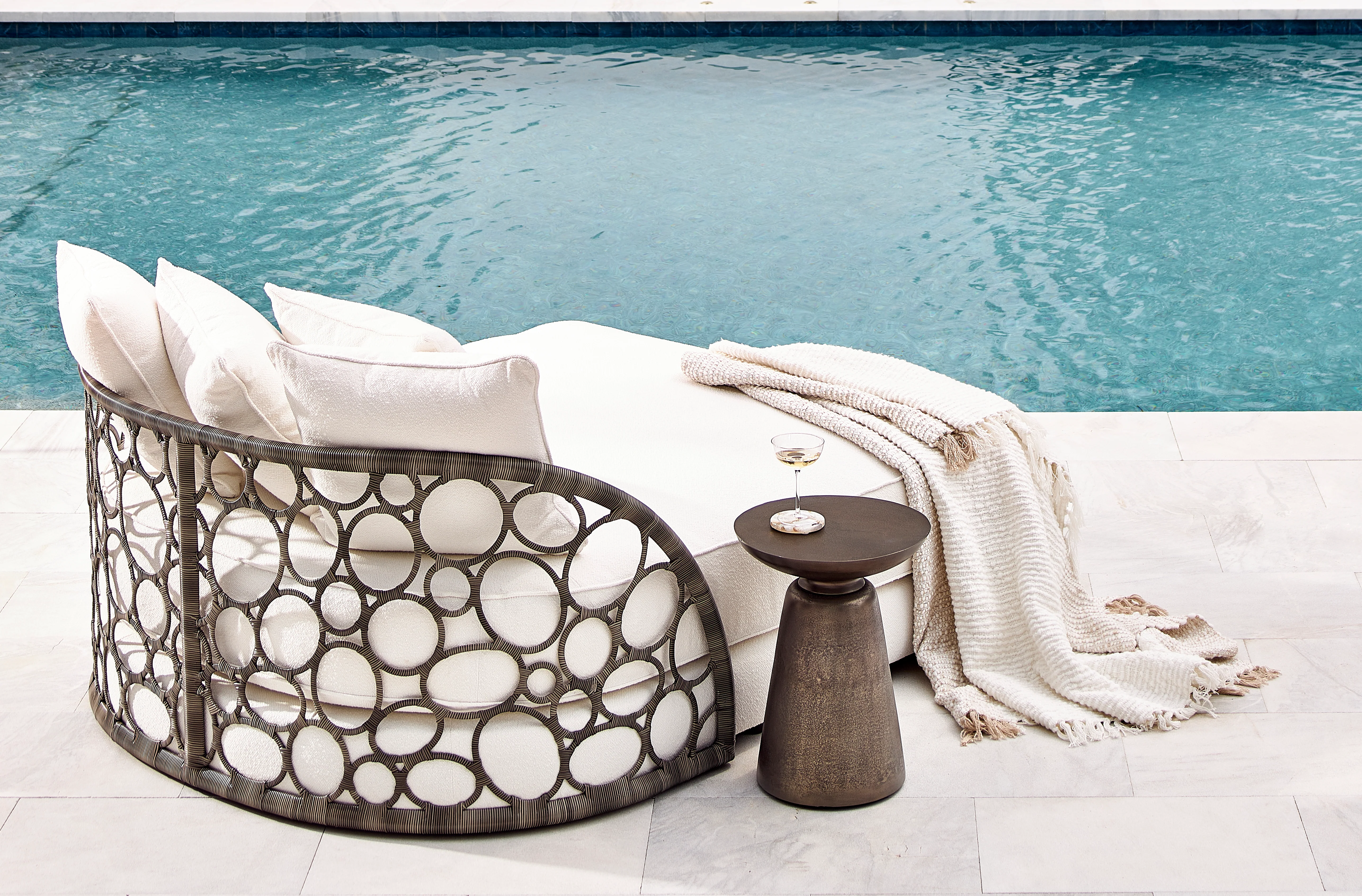 Bali Outdoor Daybed - Image 6
