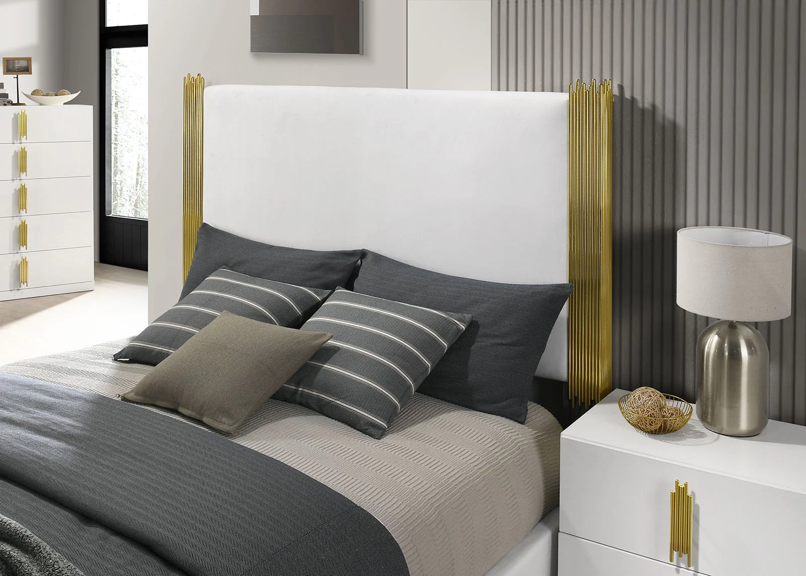 Basildon Queen Bed, White/Gold - Image 2
