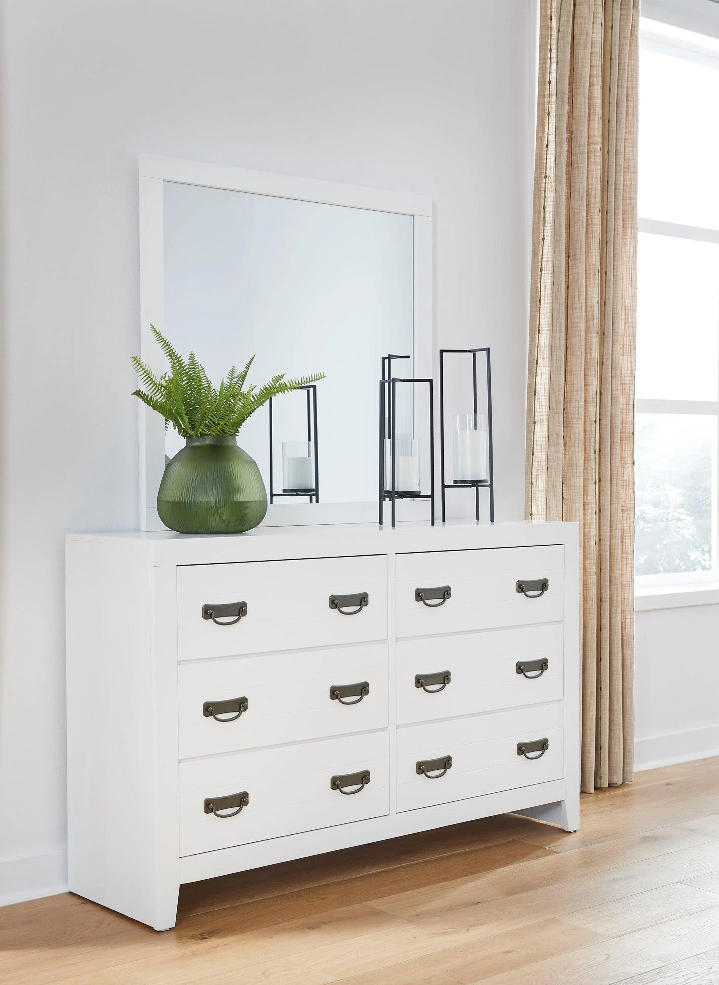 Binterglen Bedroom Package - Image 18