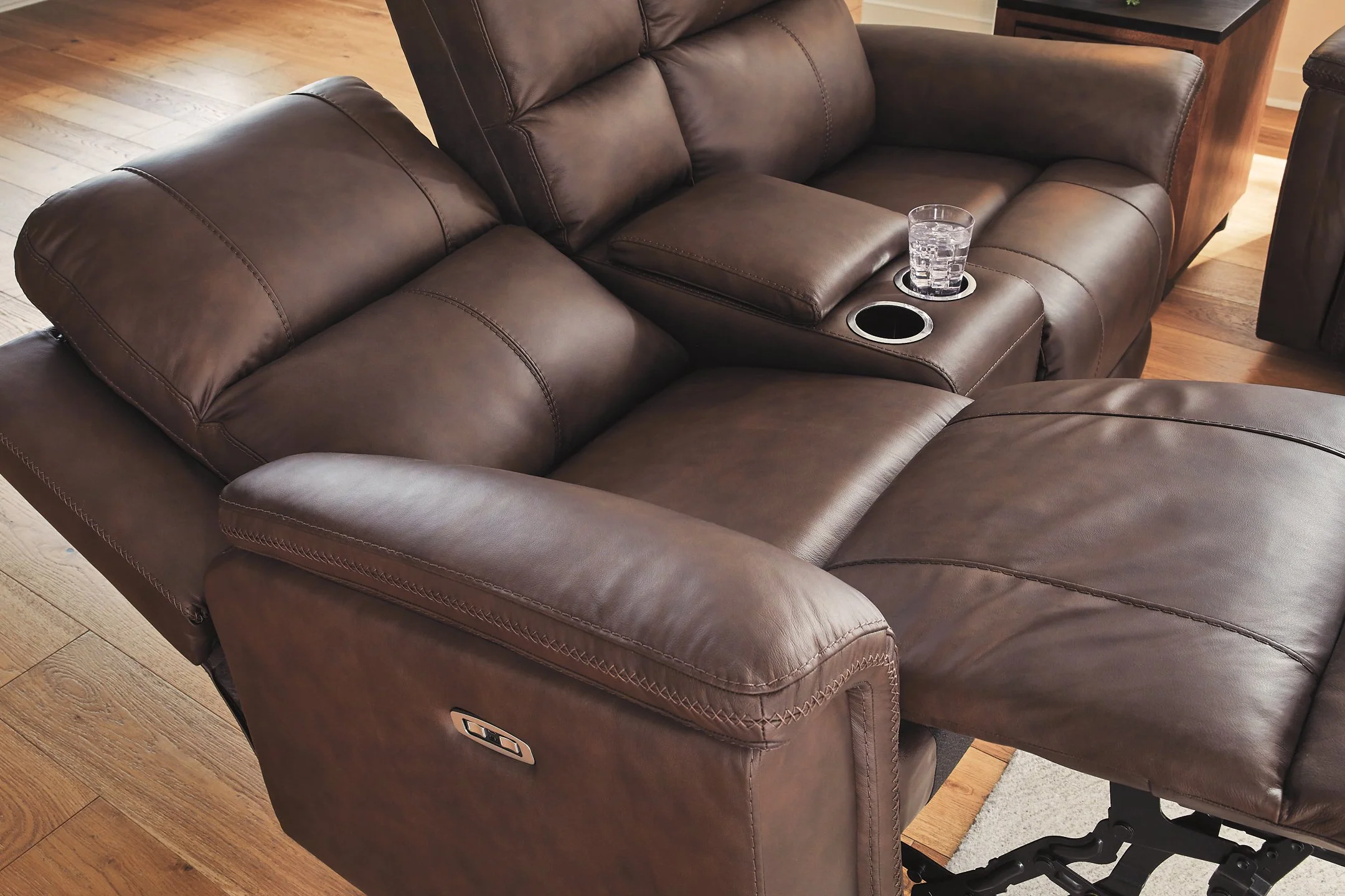 Bleckley Power Reclining Loveseat with Console - Image 10