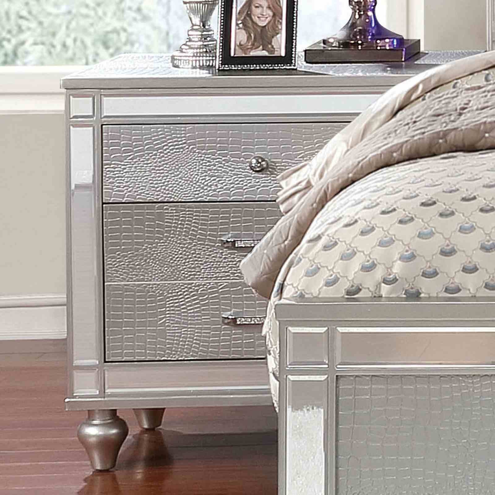 Brachium Nightstand, Silver - Image 3