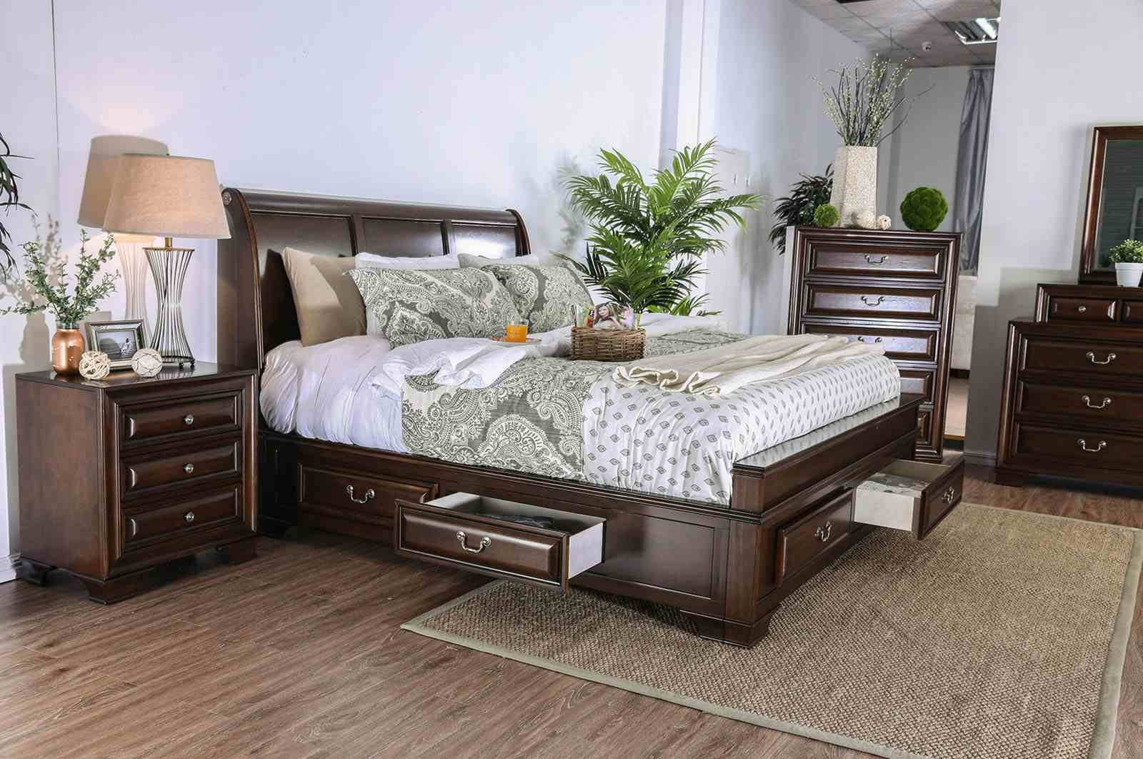 Brandt Cal.King Bed, Brown Cherry - Image 4