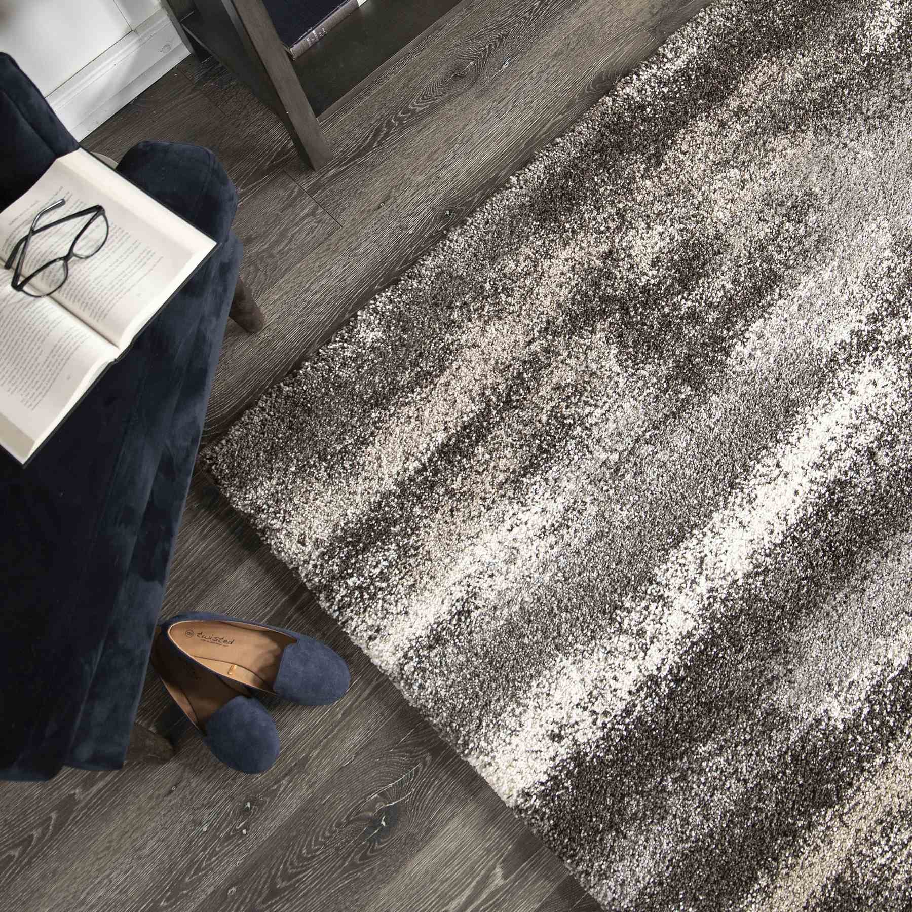 Brookfield Contemporary 8x10 Area Rug in Charcoal/Beige - Image 5