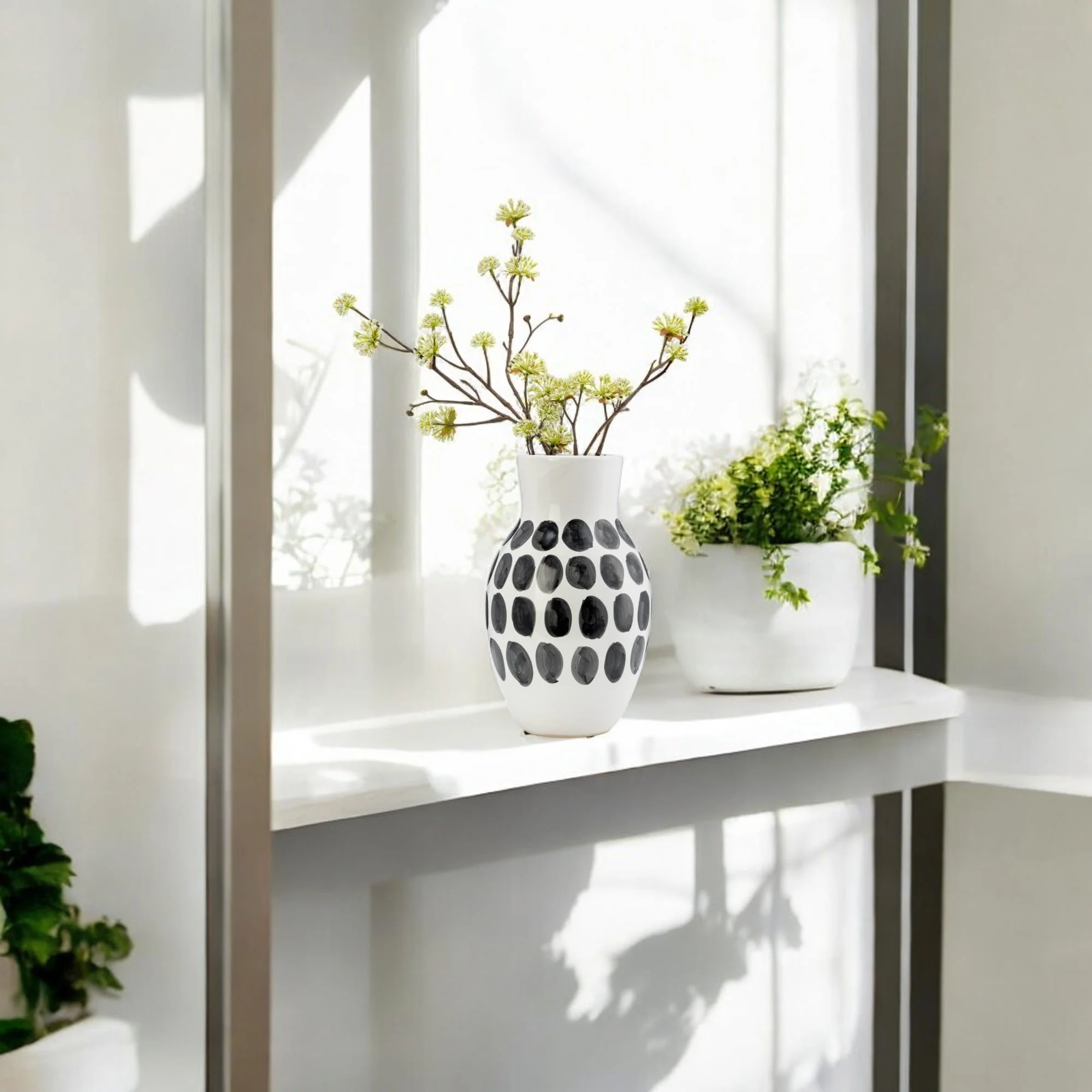 Cer, 10"h Blk Polk-a-dot Flower Vase, White - Image 10