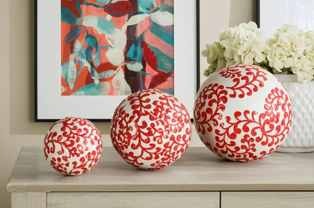 Cer, S/3 Fern Orbs, 4/5/6" White/red - Image 10