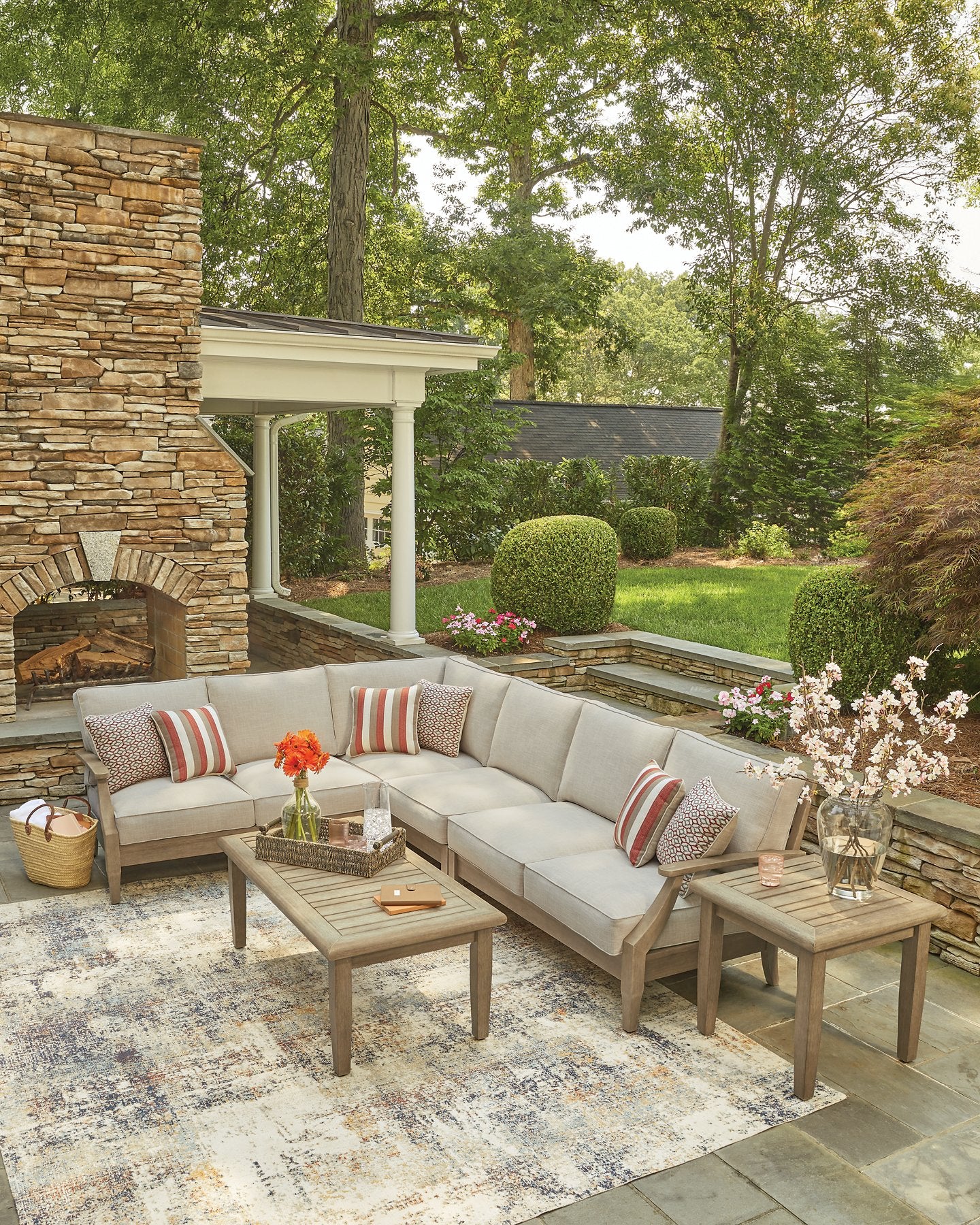 Clare View Outdoor Sectional - Image 26
