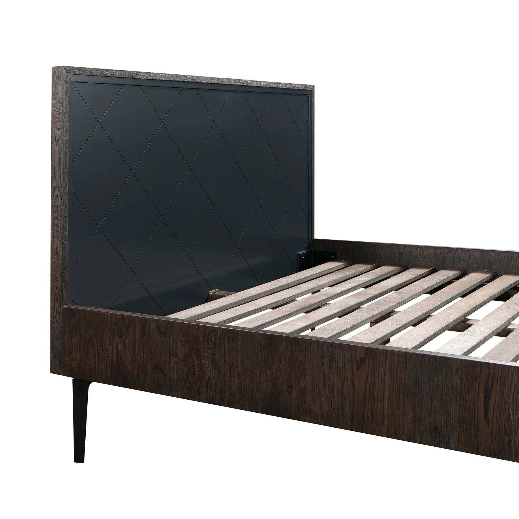 Cross Dark Gray Solid Oak Queen 3pc Bedroom Set - Image 3