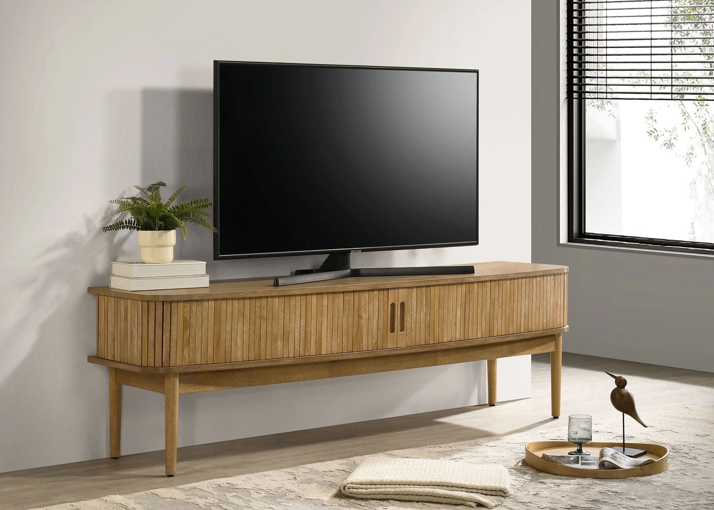 Croyden TV Stand - Image 2