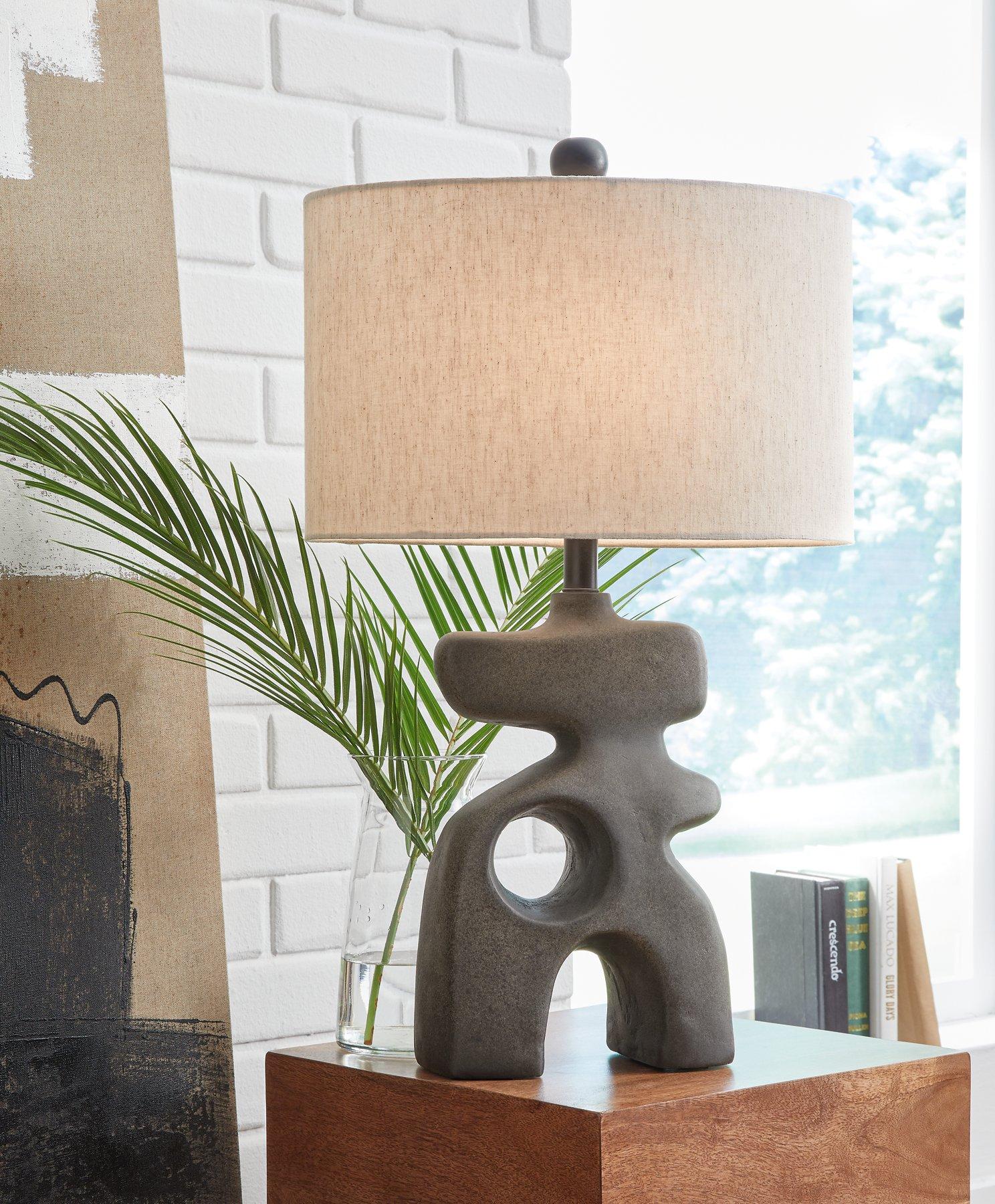 Danacy Lamp Set - Image 2