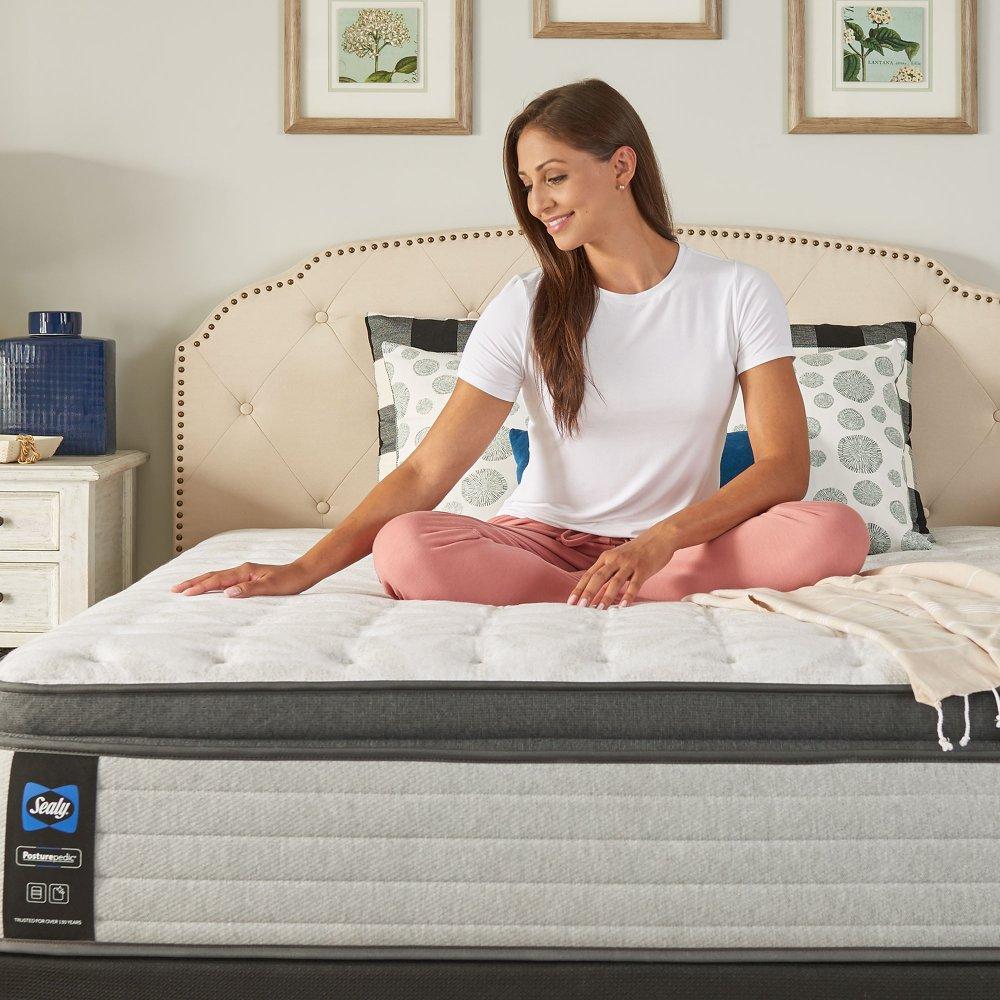 Diggens Innerspring Mattress - Image 8