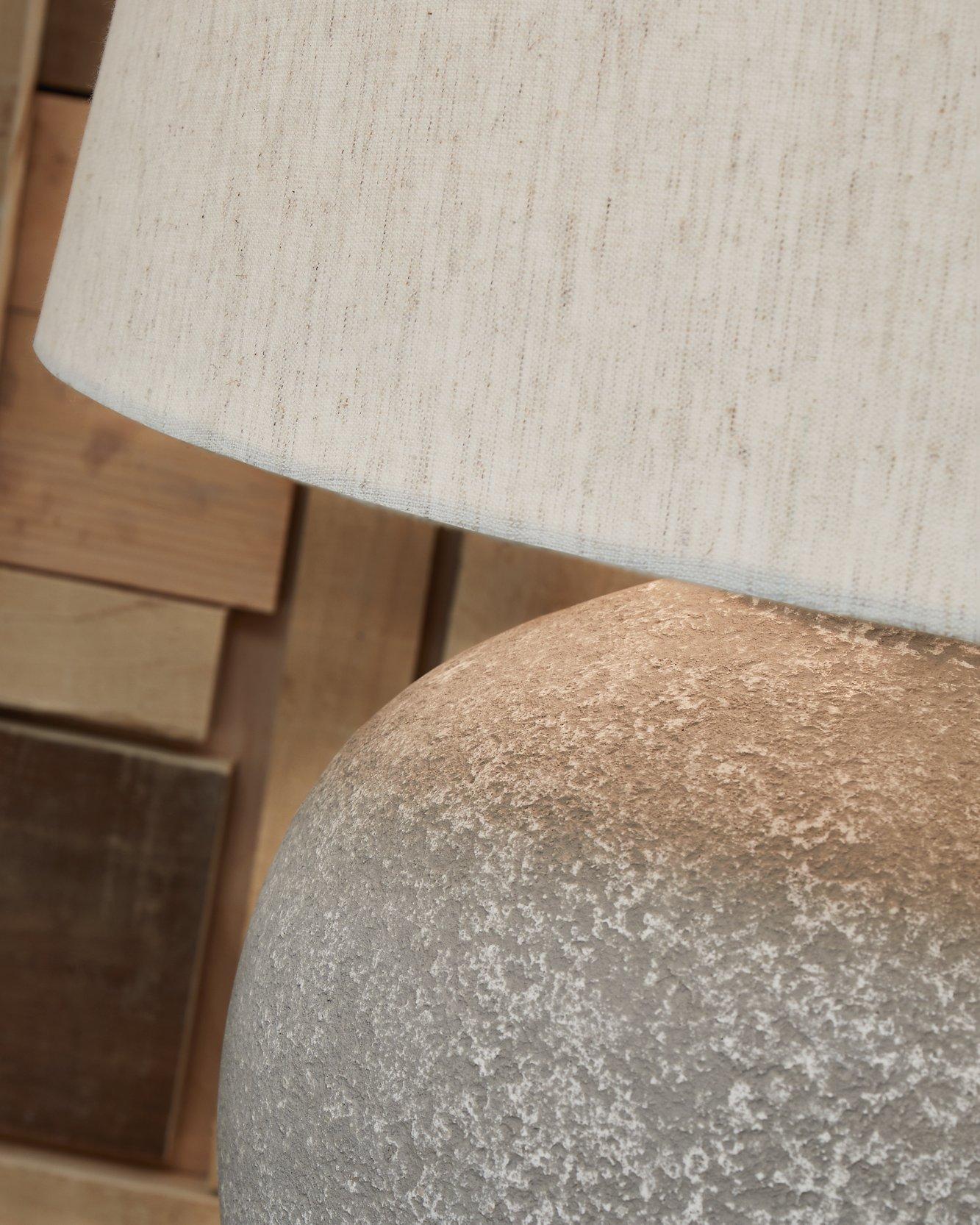 Dreward Lamp Set - Image 5