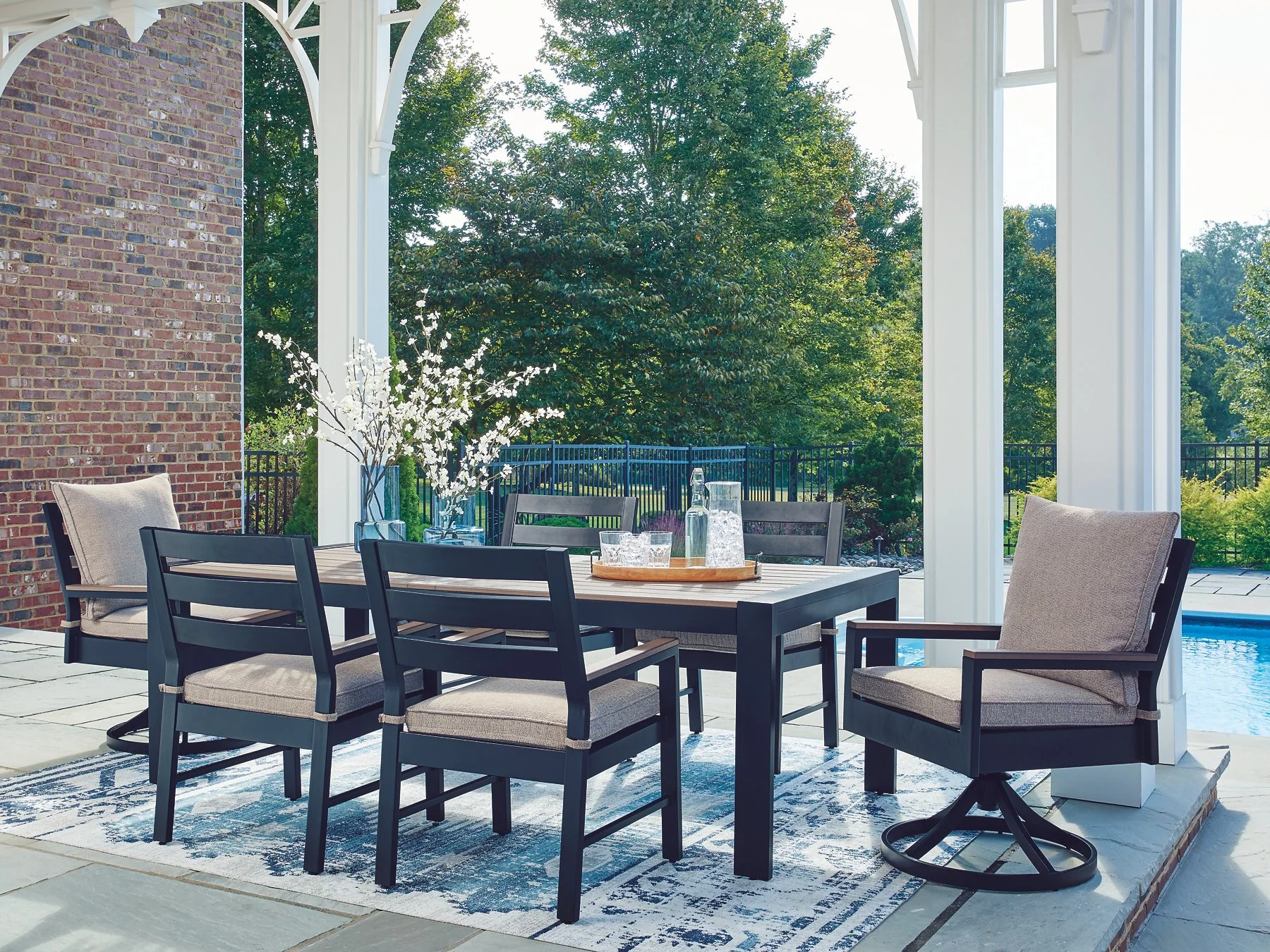 East Beach Outdoor Dining Set - Image 8