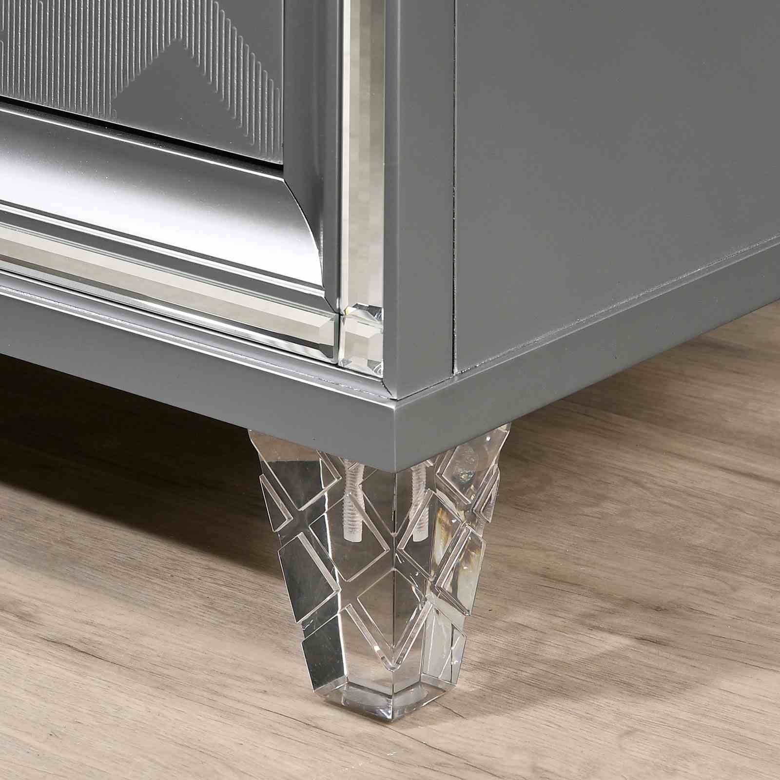 Emmeline Dresser, Silver - Image 4