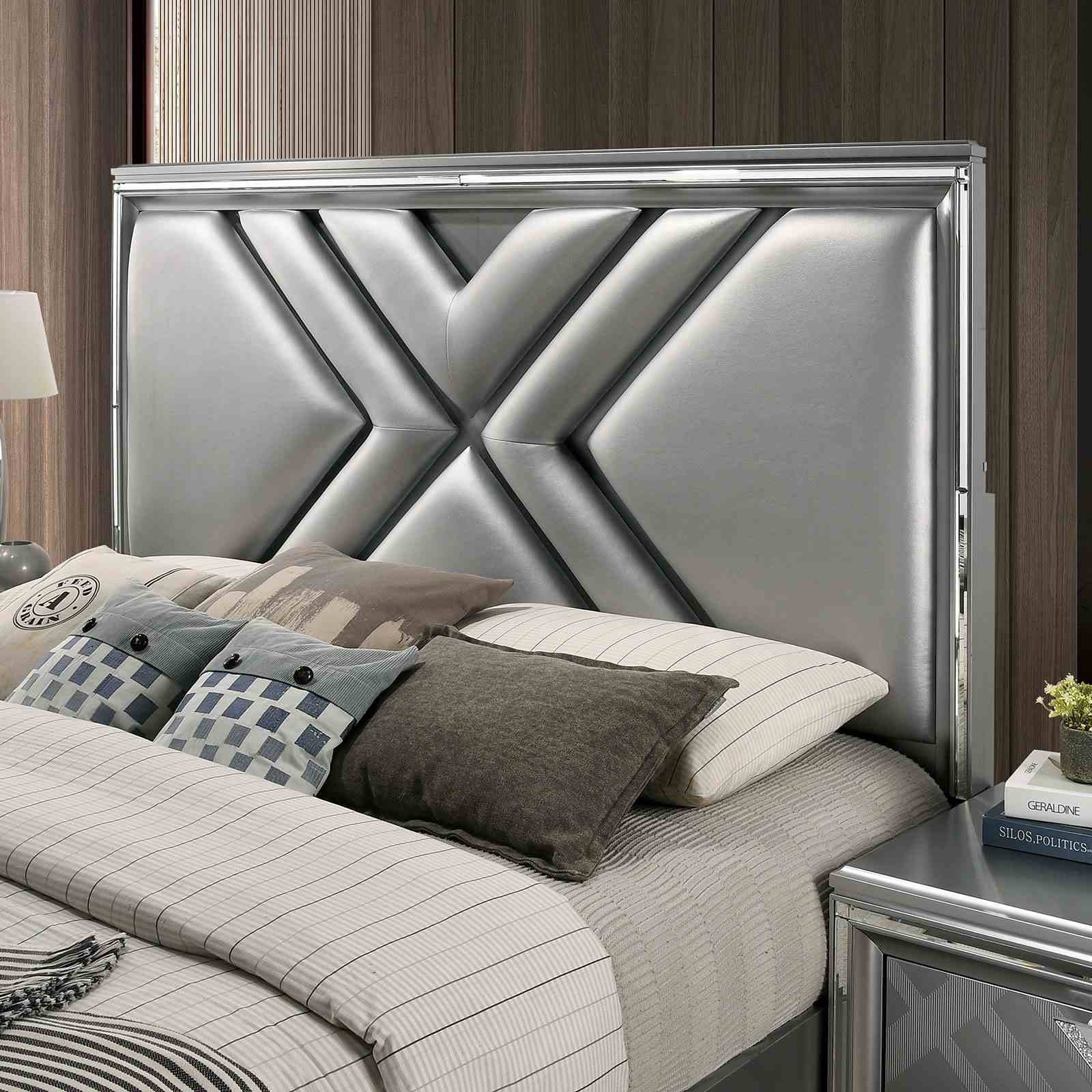 Emmeline E.King Bed, Silver - Image 2