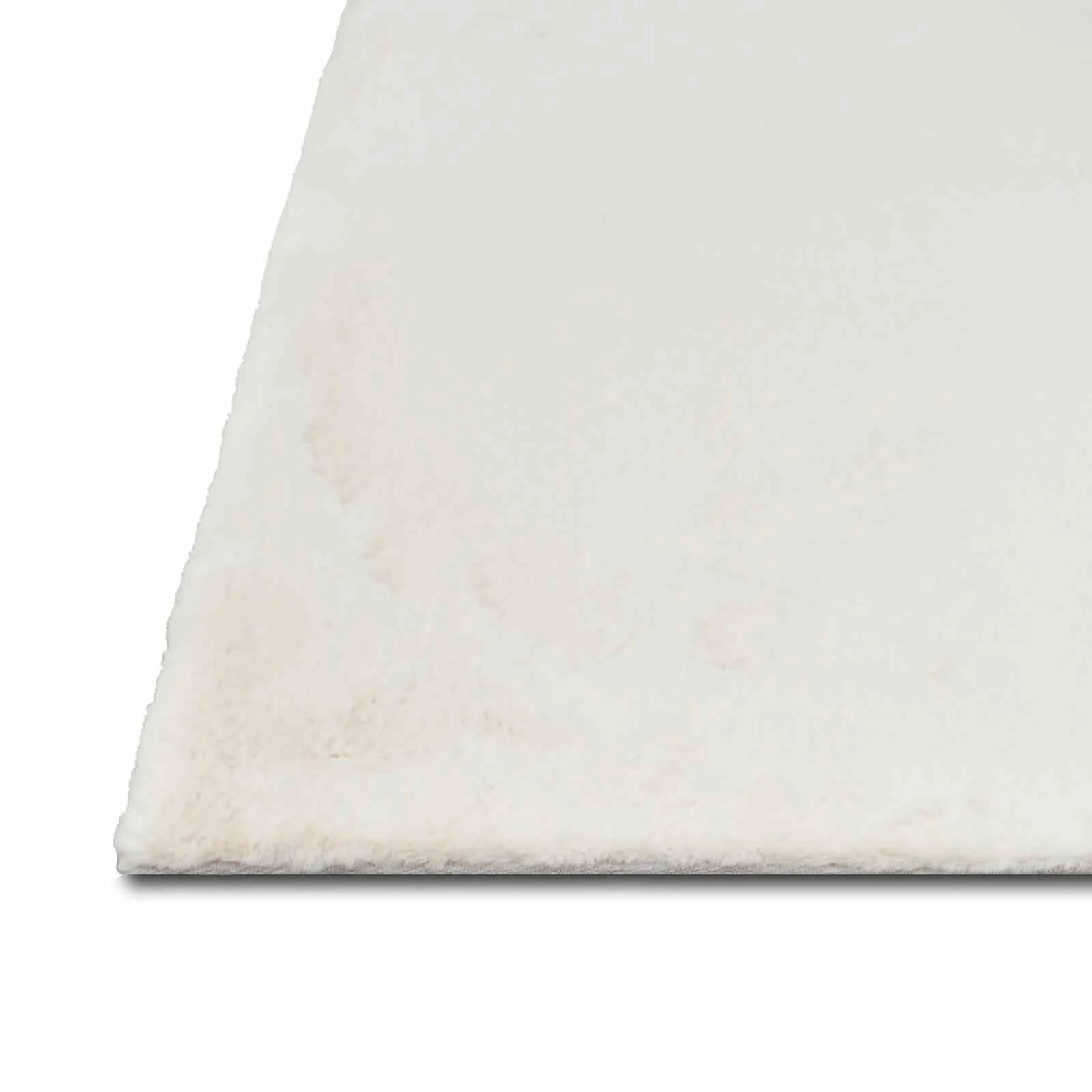 Famalica 5' X 7' Area Rug - Image 2