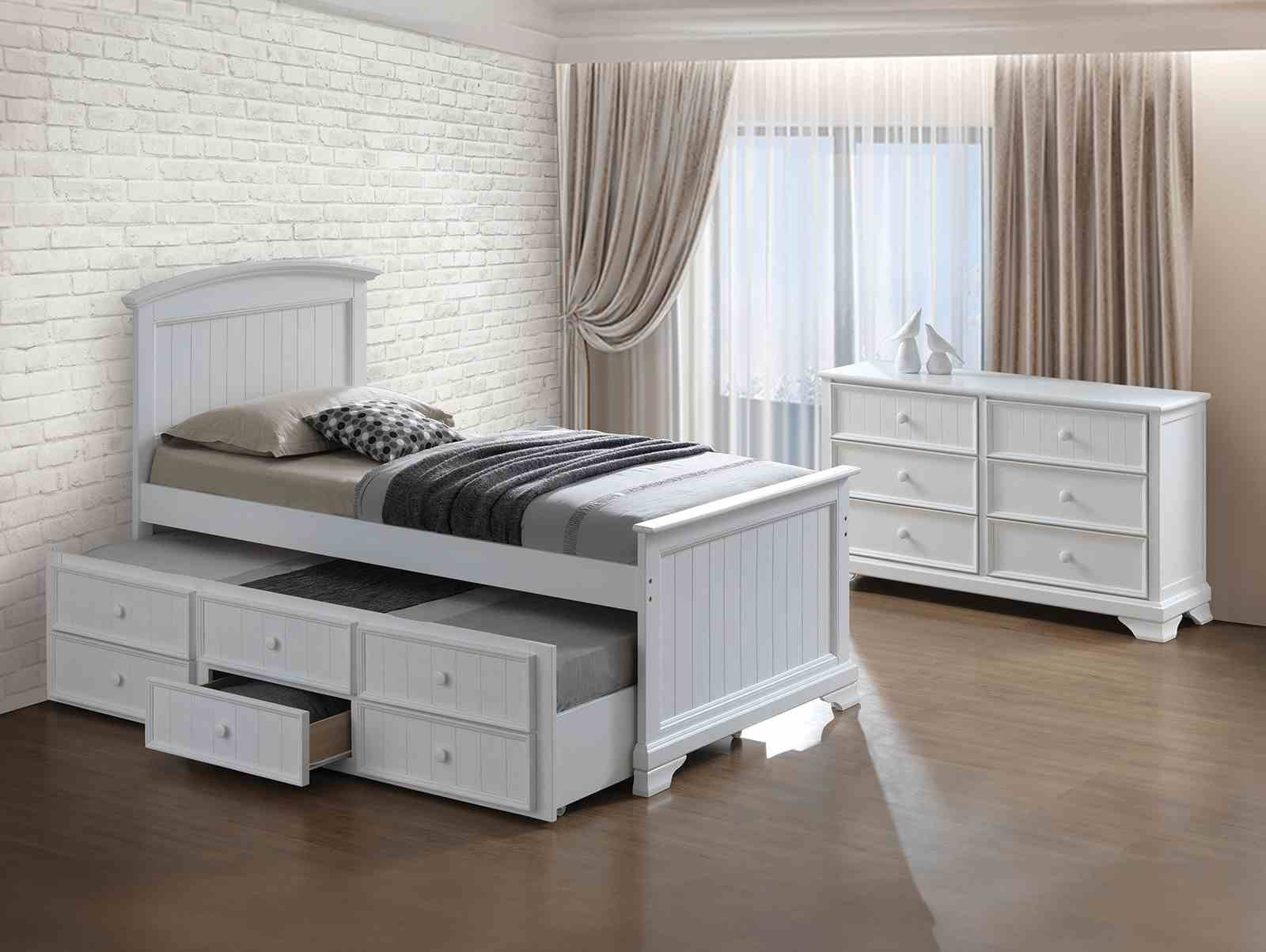 Fanton Nightstand, White - Image 2