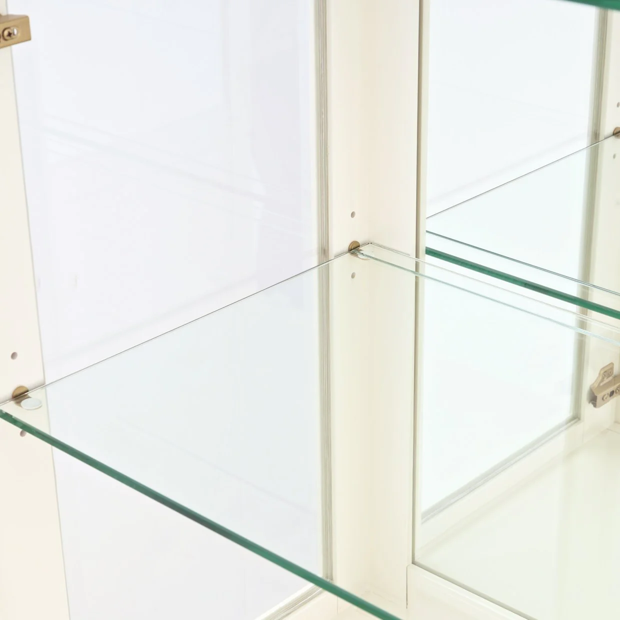Fantosini Display Cabinet - Creamy Pearl - Image 6