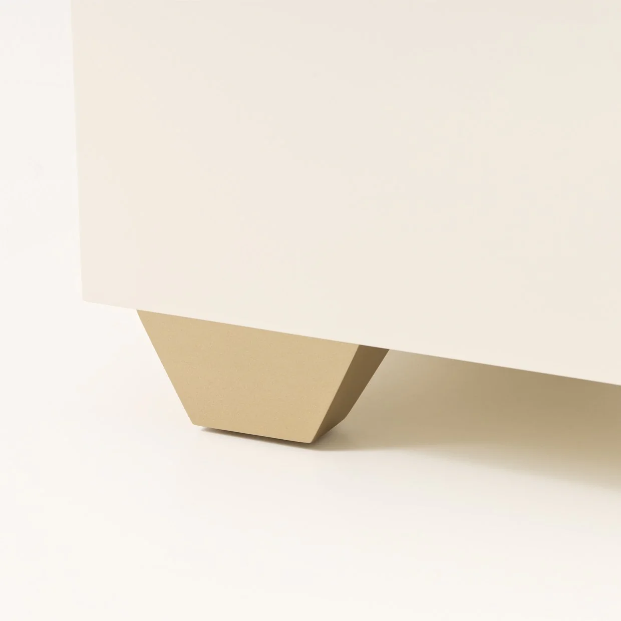 Fantosini Nightstand - Creamy Pearl - Image 12