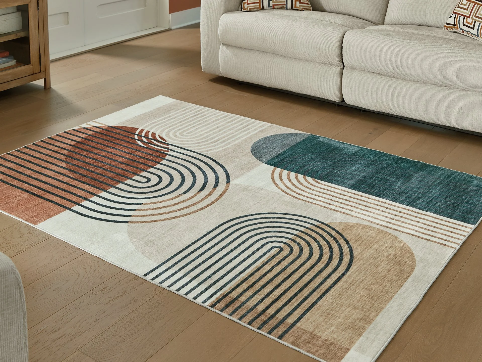Farrendale Washable Area Rug - Image 2