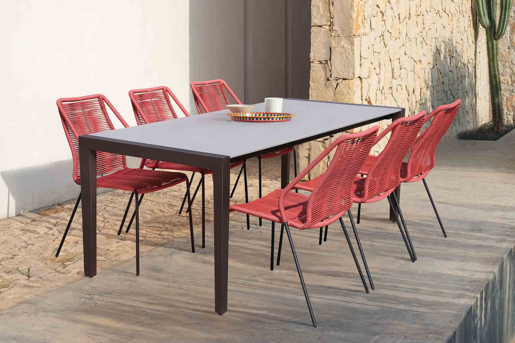 Fineline and Clip Indoor Outdoor 7 Piece Dining Set in Dark Eucalyptus Wood with Superstone and Brick Red Rope - Image 9