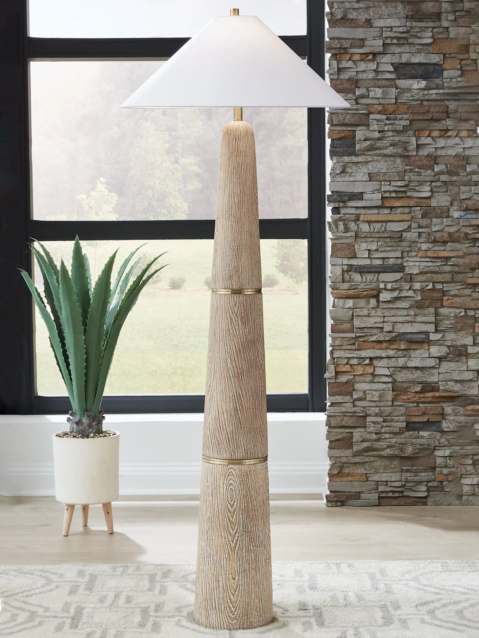 Gasparleigh Floor Lamp - Image 2