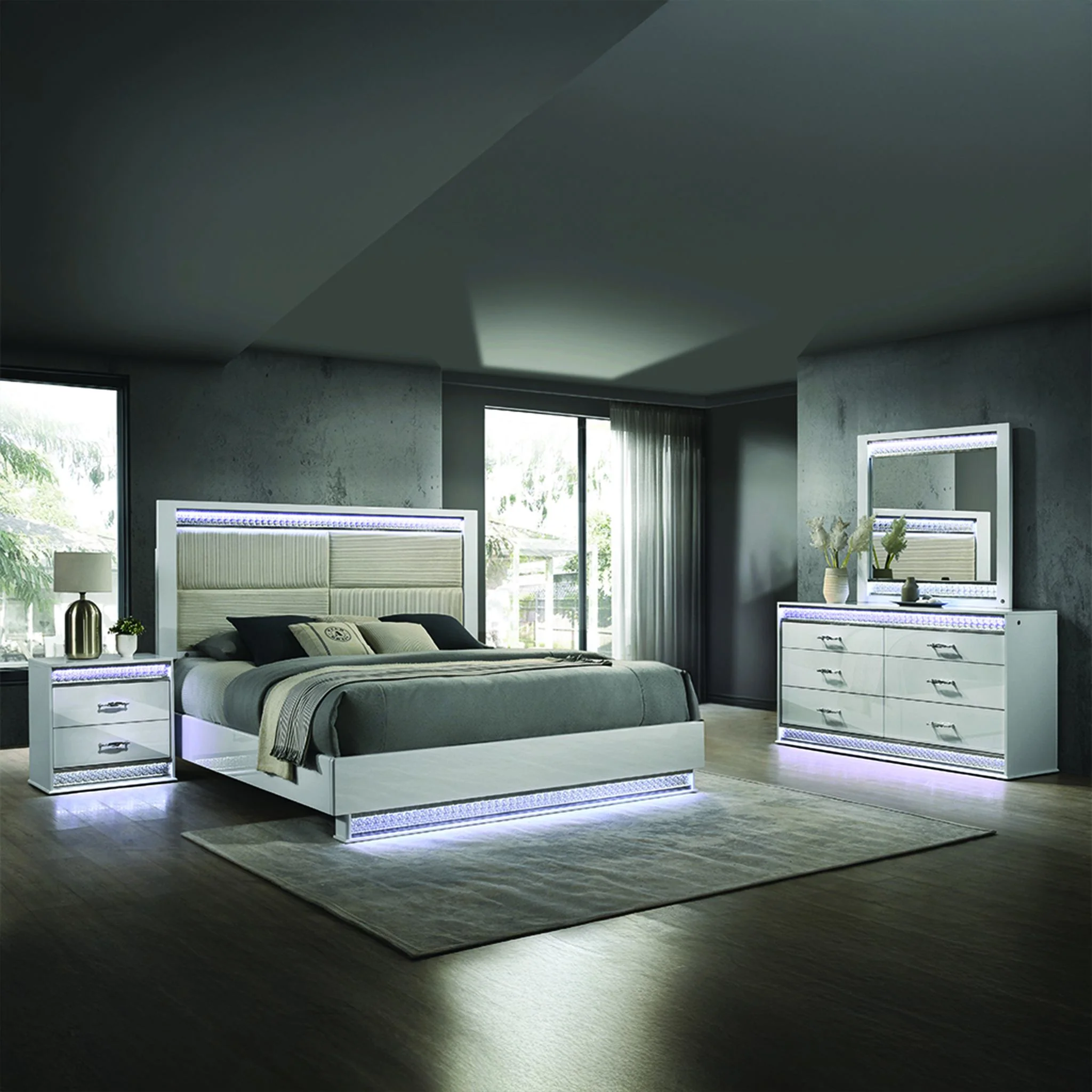 Glam Queen 4PC Bedroom Set - Image 16