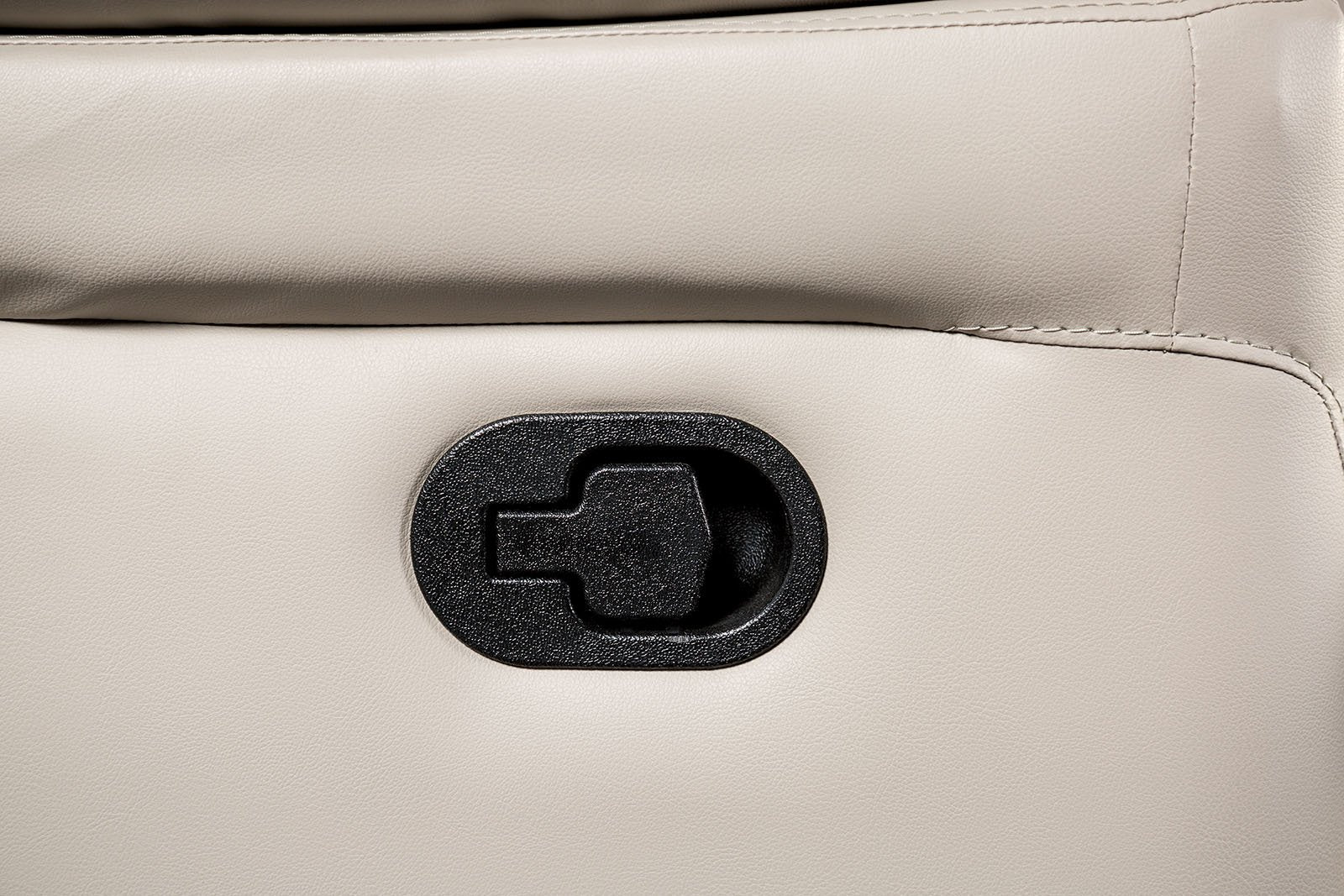 Glarus Sofa, Off-White - Image 3