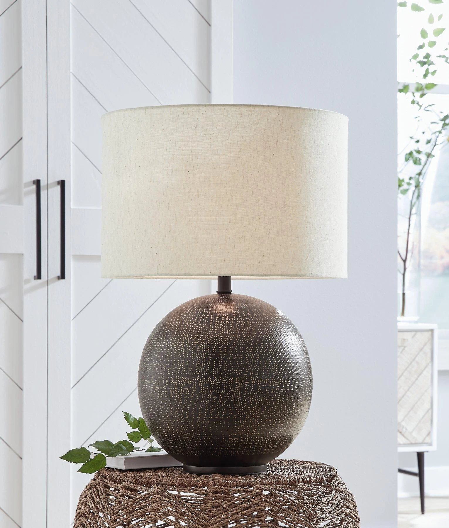 Hambell Lamp Set - Image 2