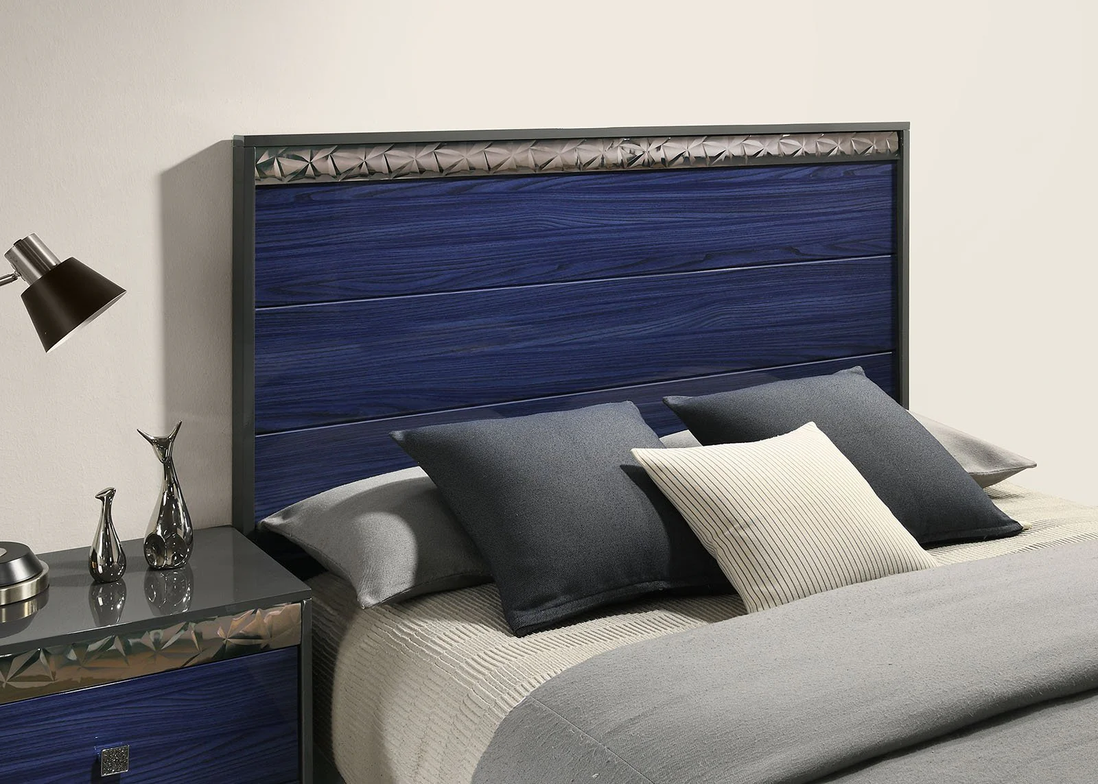 Hartlepool Queen Bed, Ash Gray/Indigo Blue - Image 2