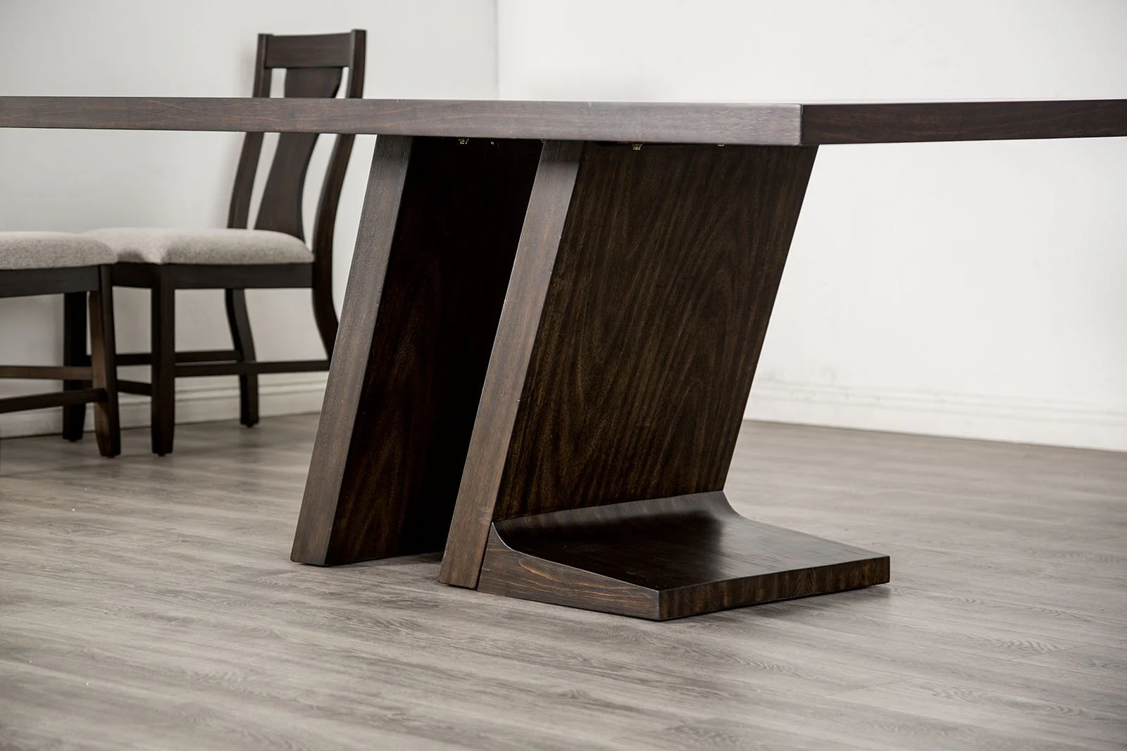 Holsworthy Dining Table, Espresso - Image 2